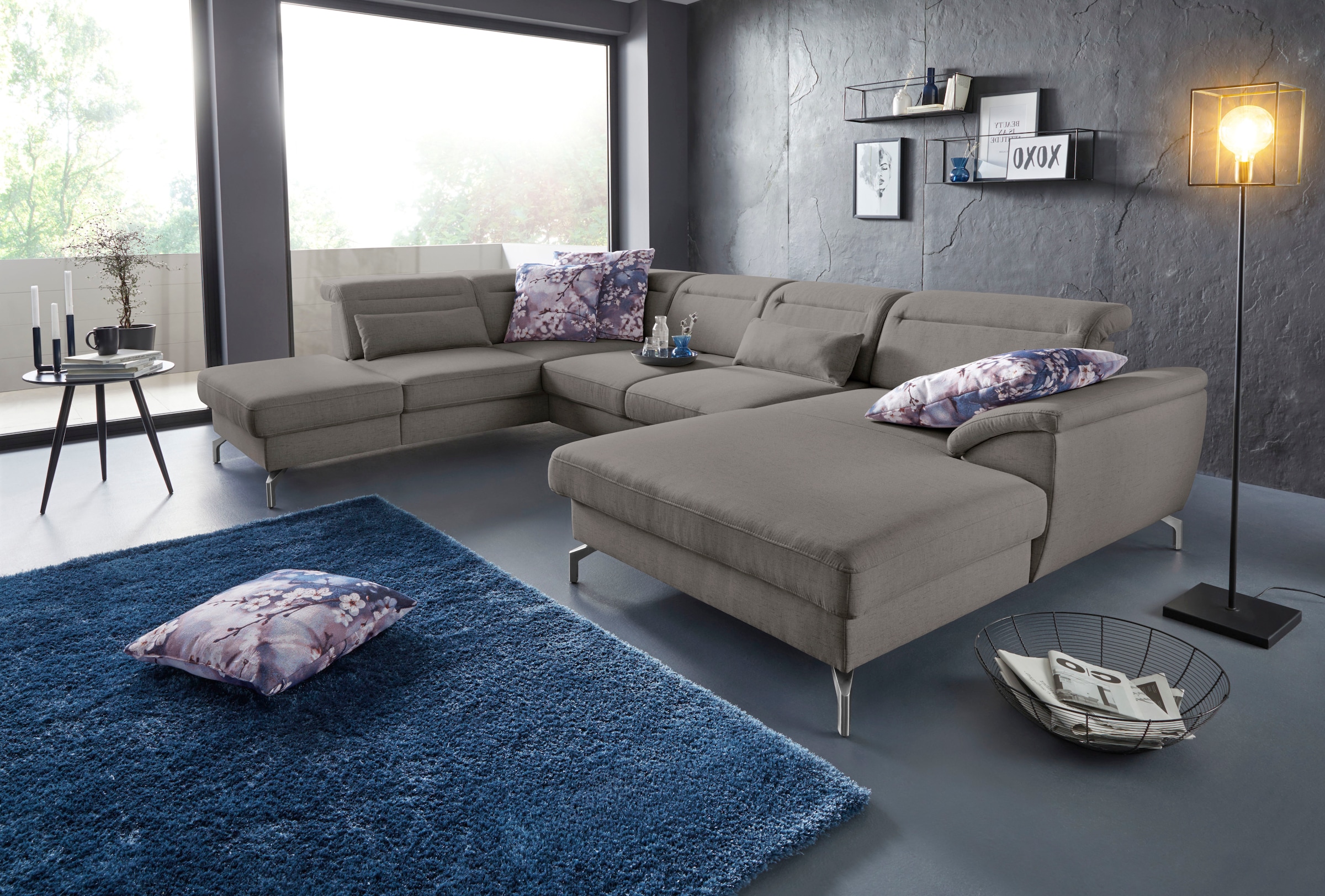 sit&more Wohnlandschaft »Percy U-Form«, 15 cm Fußhöhe, Sitztiefenverstellung, wahlweise in 2 Fußfarben