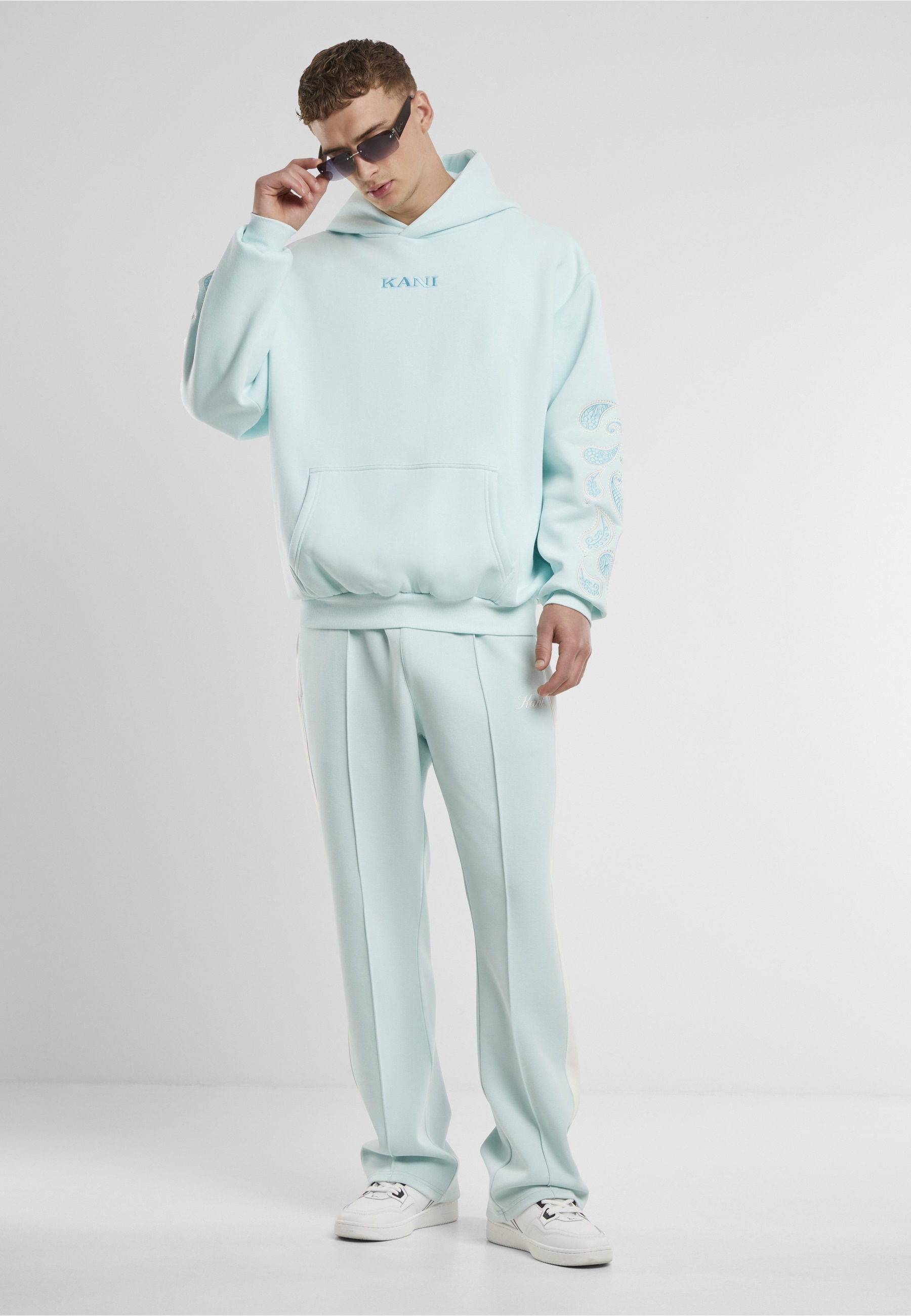 Karl Kani Kapuzenpullover »Karl Kani Retro Paisley Os Hoodie« 1 Stk.