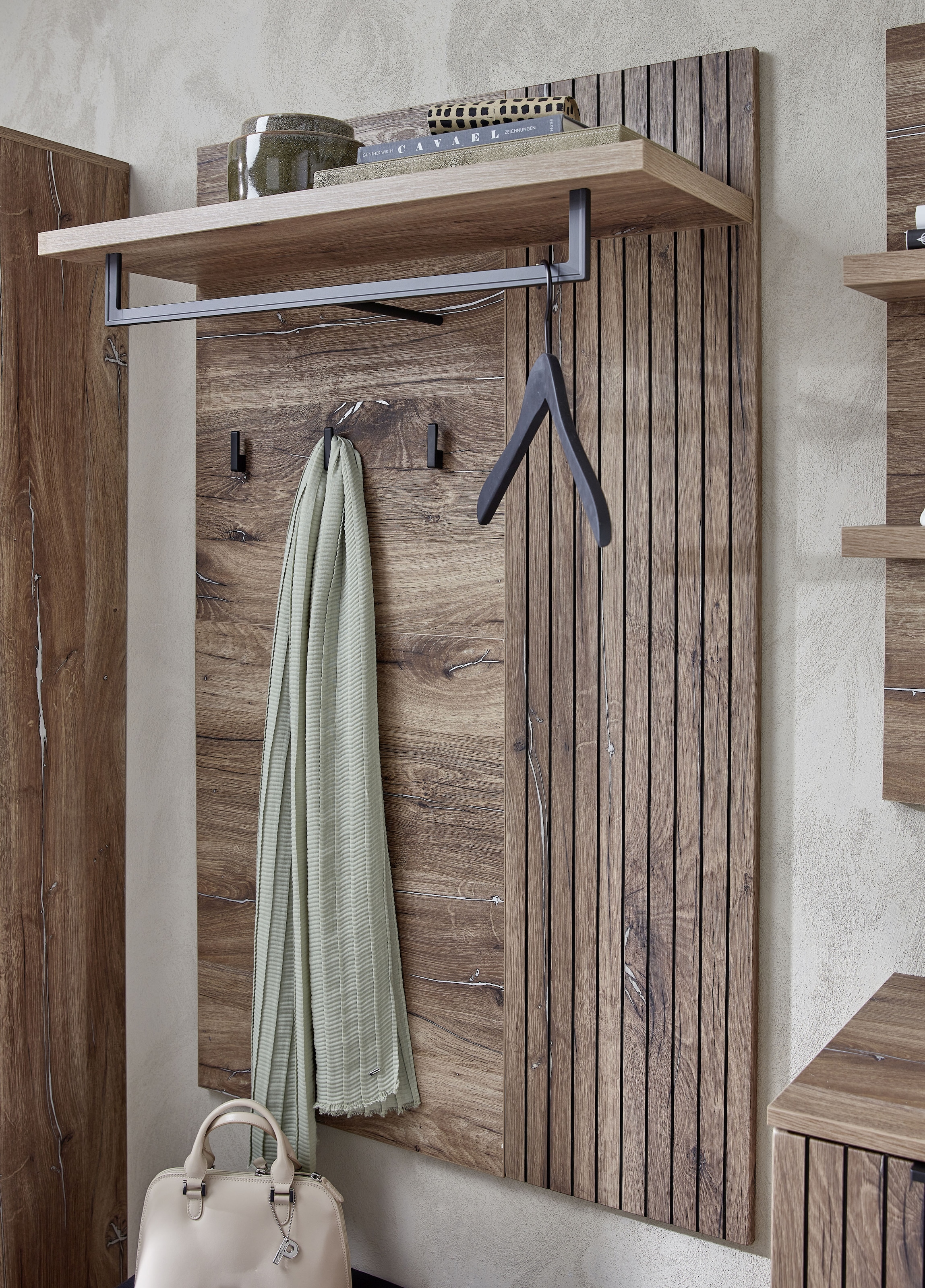 Innostyle Garderobenpaneel »LINEA Garderobenpaneel, 82x134x30cm (B/H/T)«, (1 St.), 1 Ablegeboden, 1 Kleiderstange, 3 Haken