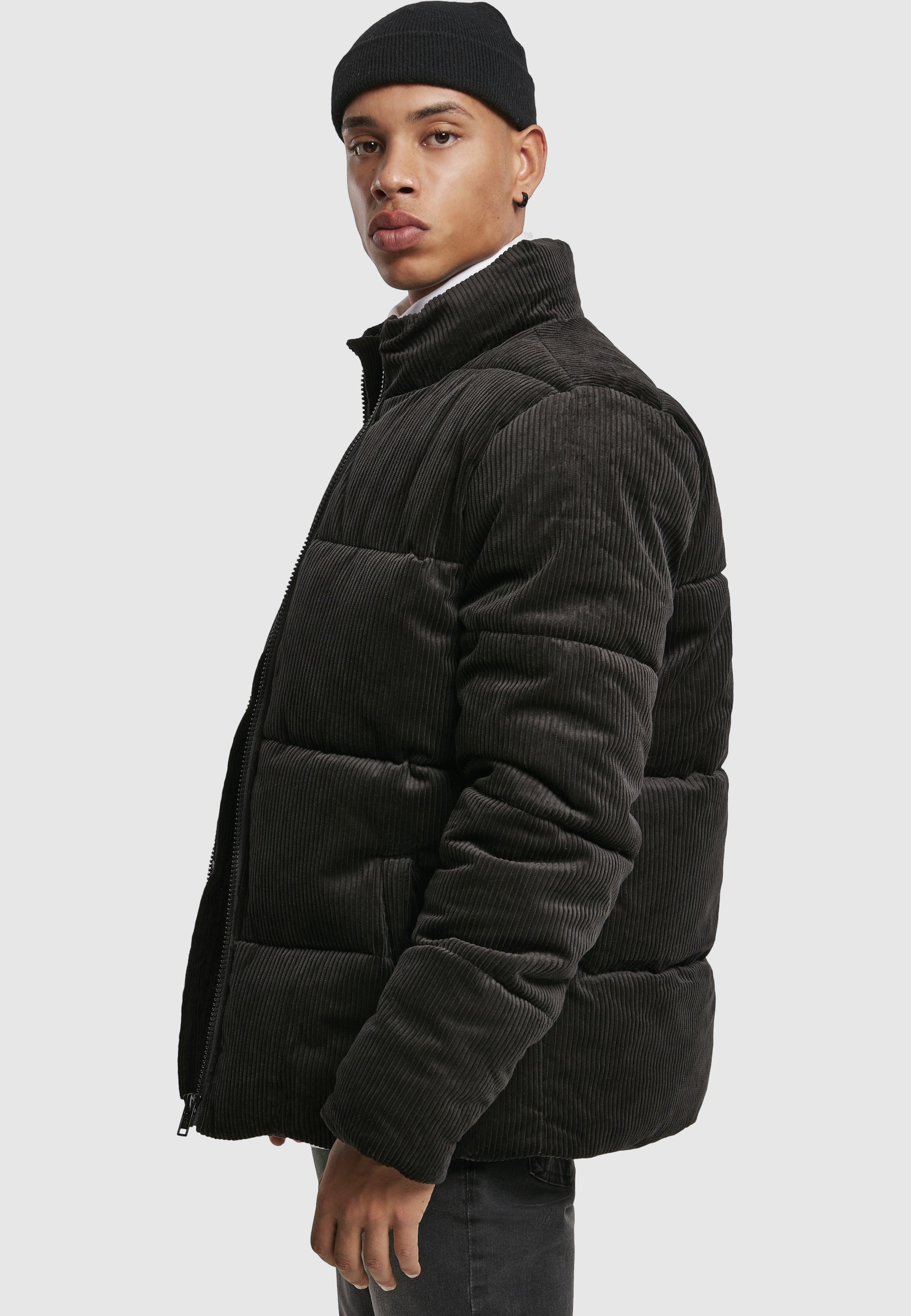 URBAN CLASSICS Winterjacke »Urban Classics Herren Boxy Corduroy Puffer Jacket« 1 Stk. tlg. ohne Kapuze