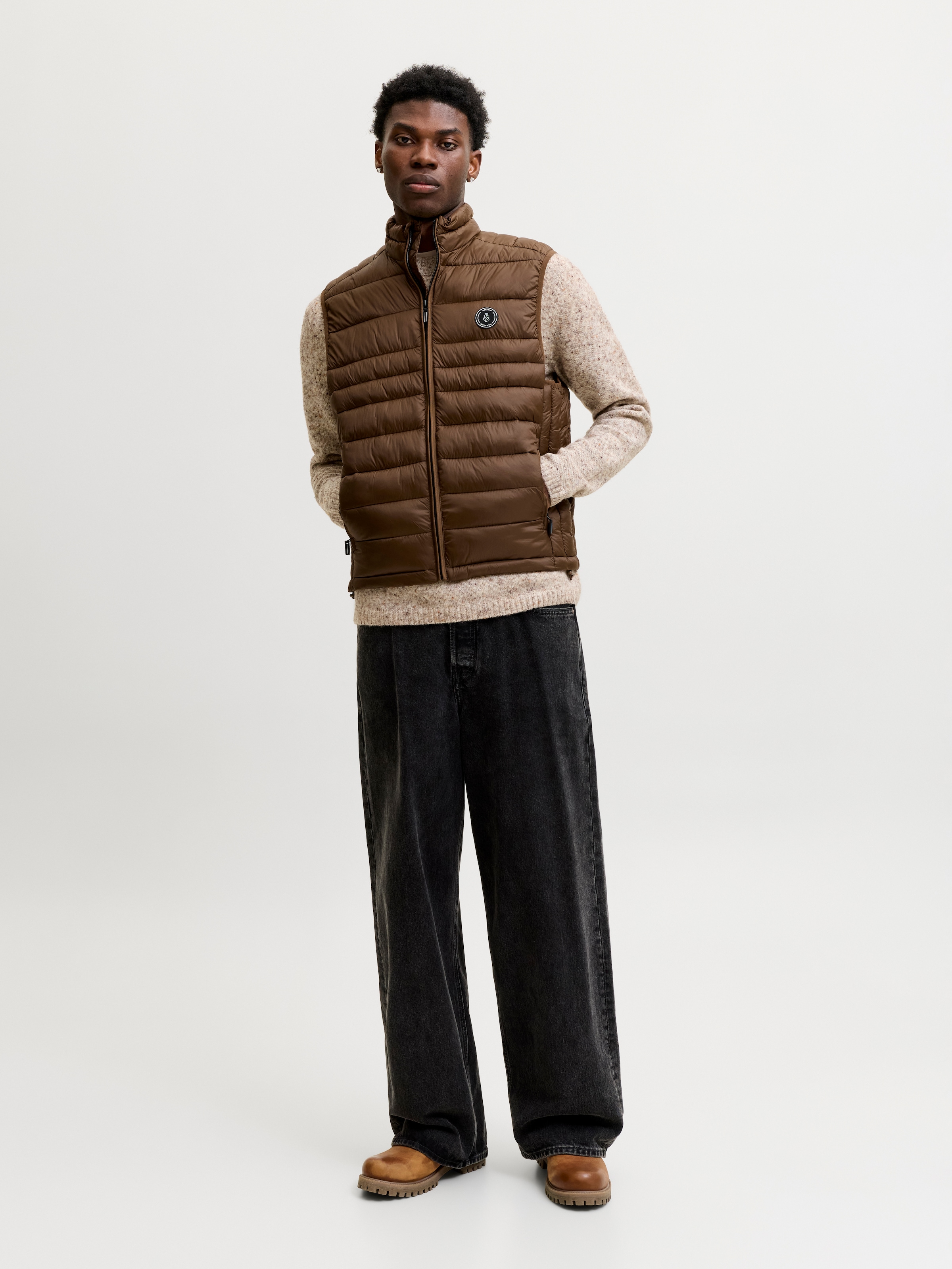 Jack & Jones Steppweste »JJEKINGSLEY LIGHT BODYWARMER COLLAR NOOS« Kunstfaser, regular fit