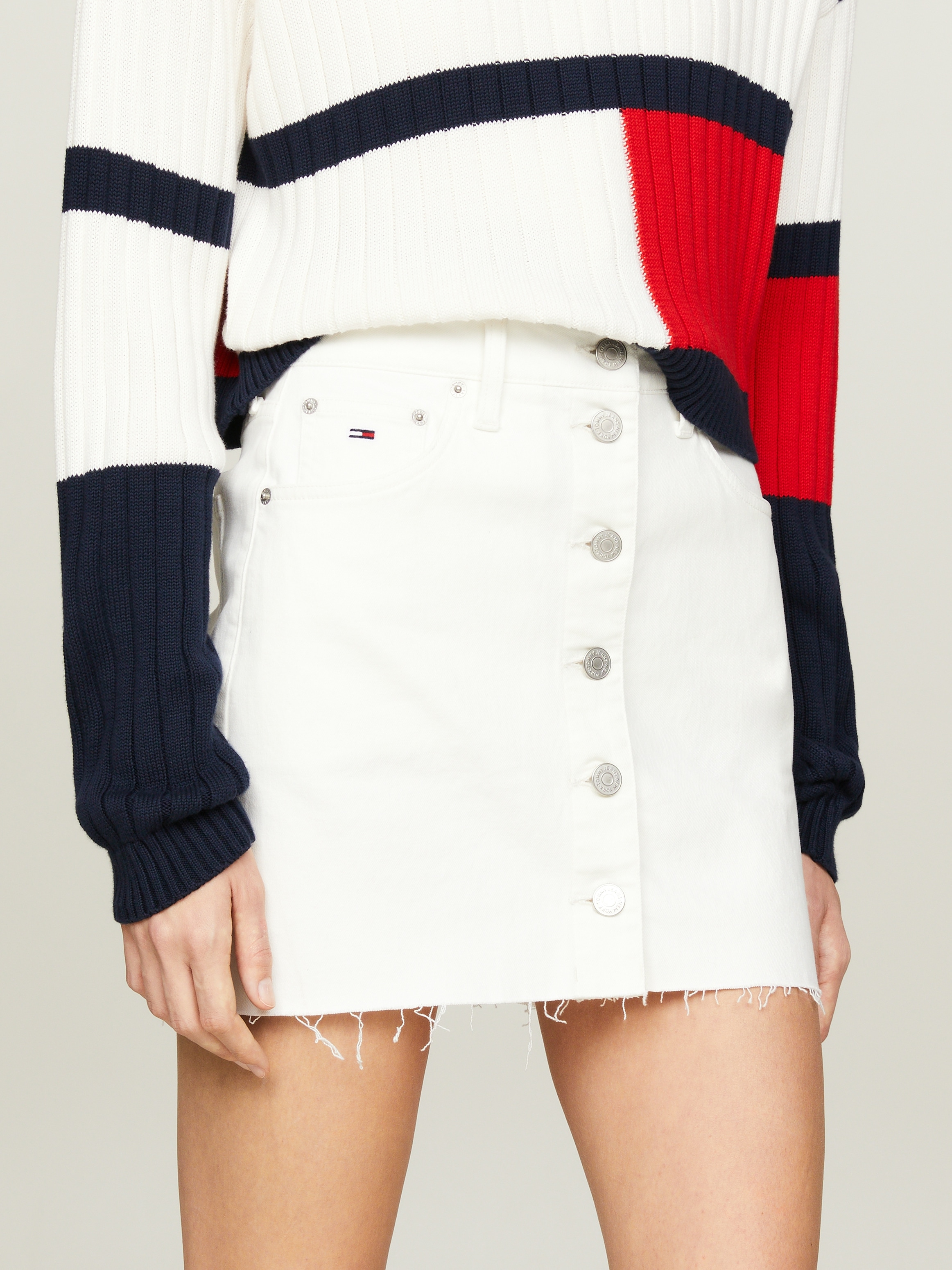 Tommy Jeans Bleistiftrock »TJW GMD IZZIE BF SKIRT«, Webrock Mit Tommy Jeans Markenlabel