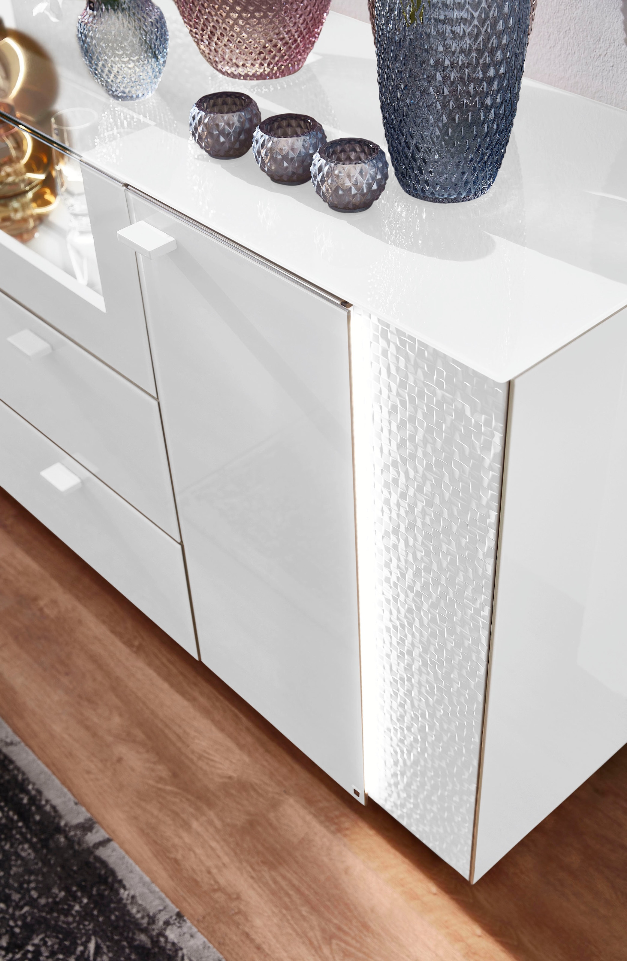 LEONARDO Sideboard »AUREA«, mit Pailletten-Akzent, wahlweise mit Beleuchtung