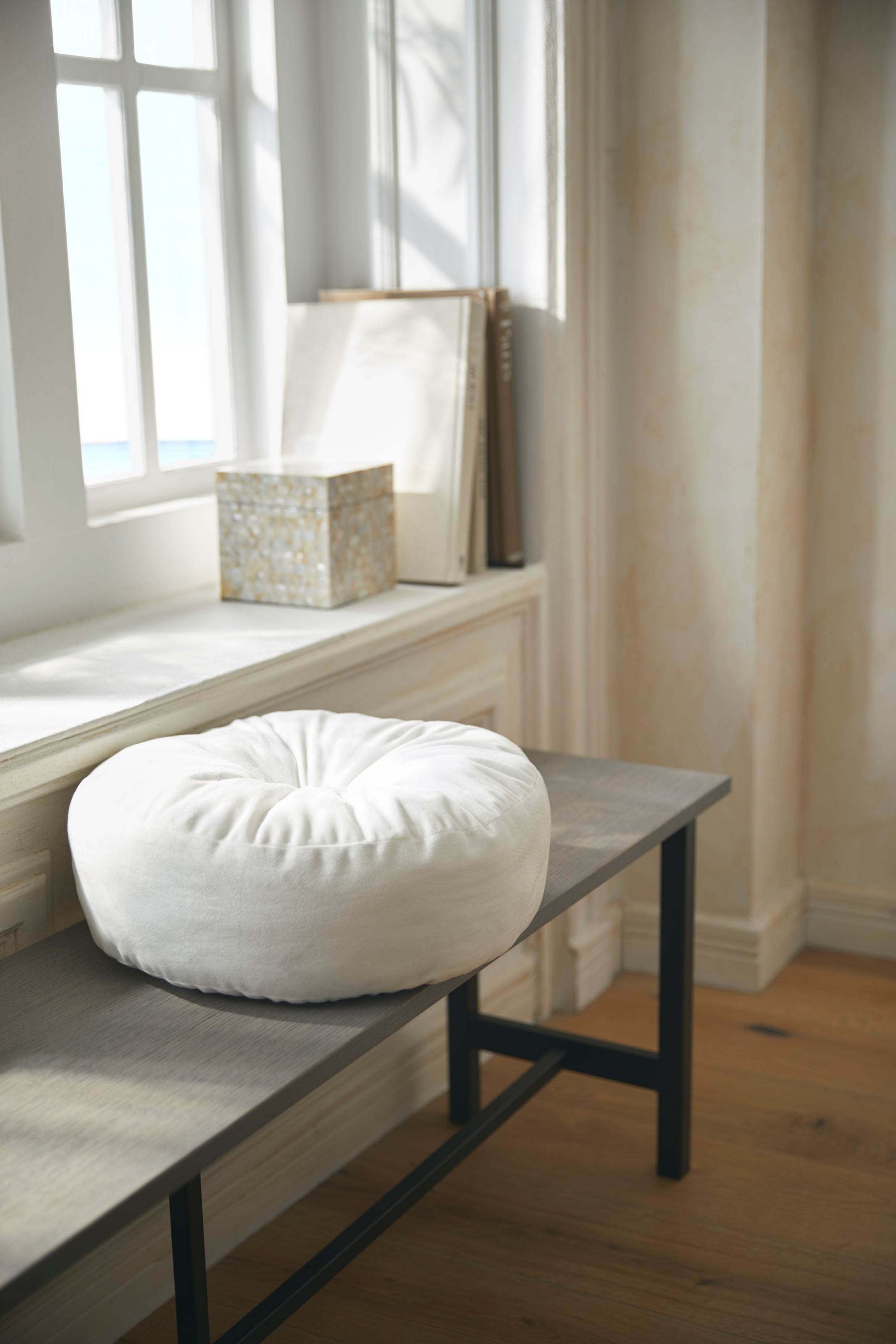 Guido Maria Kretschmer Home&Living Essbank »Sare«, Mit Echtholzfurnier aus Eiche