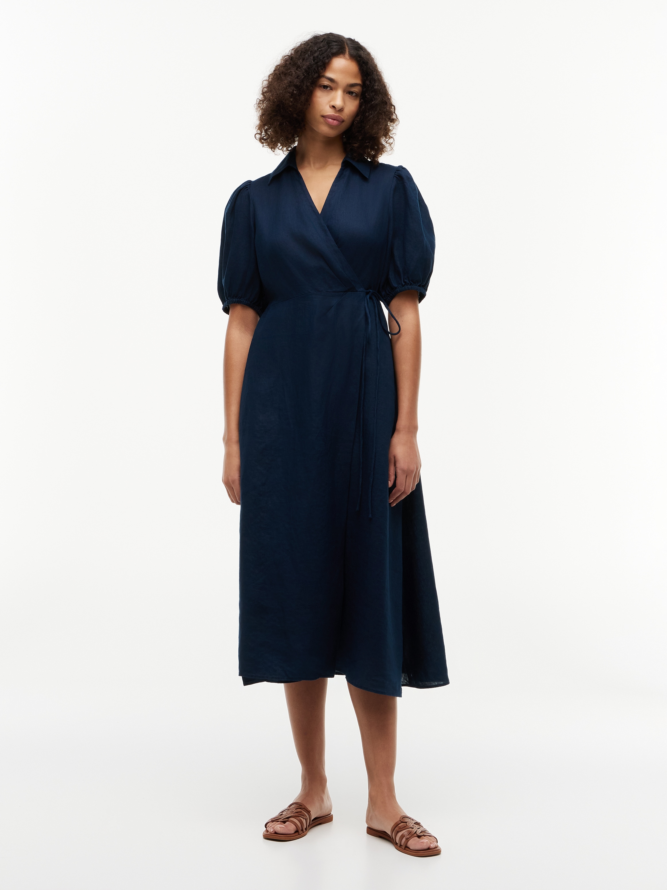 Tommy Hilfiger Wickelkleid »SUMR LINEN WRAP LNG MIDI DRS« Leinen, Bindeband