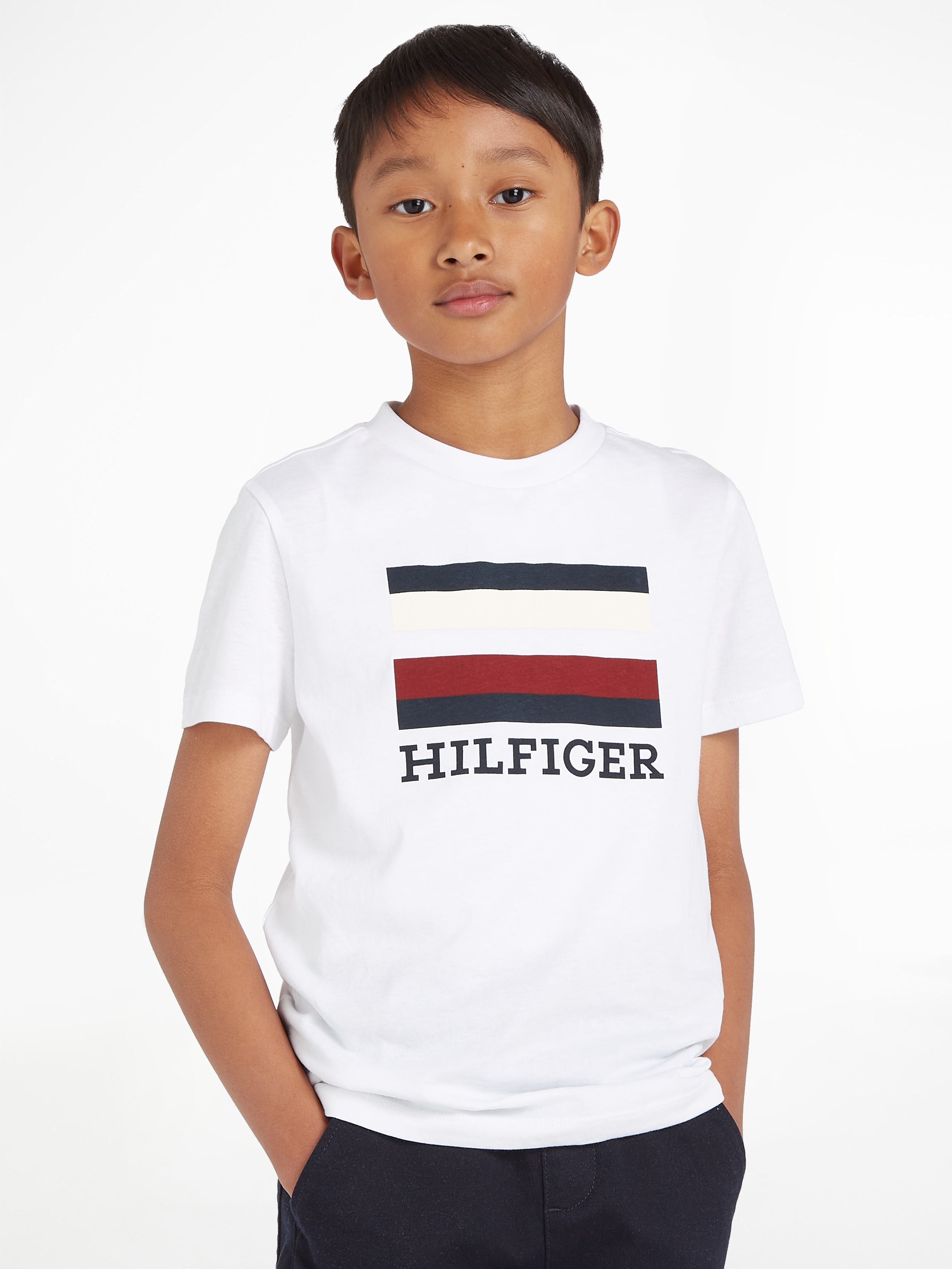 Tommy Hilfiger S/S«, T-Shirt Frontprint mit TEE & LOGO Logo-Schriftzug »TH großem online Hilfiger bestellen