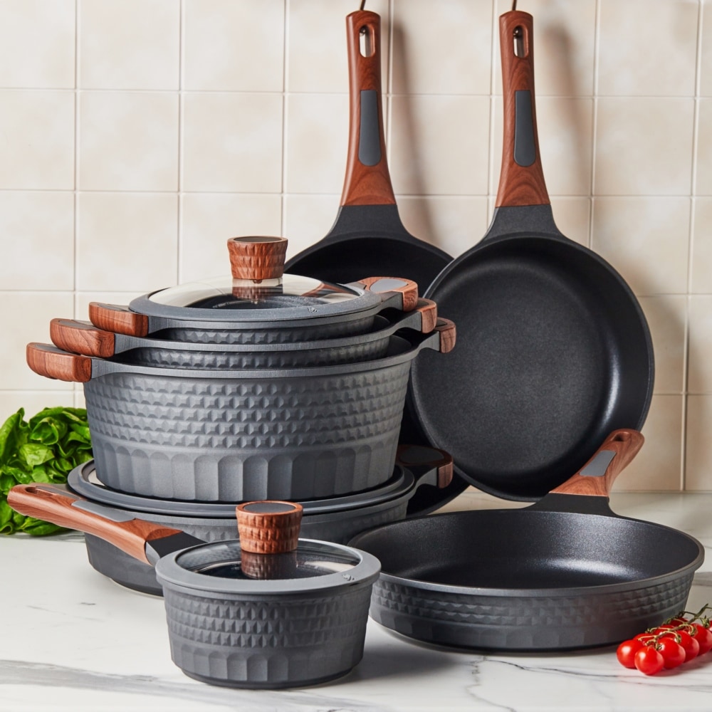 RESTO Kitchenware Bratpfanne »Capella, Pfanne antihaftbeschichtet und spülmaschinenfest«, Aluminiumguss, (1 tlg.), Schmorpfanne mit einzigartigem 3D-Design