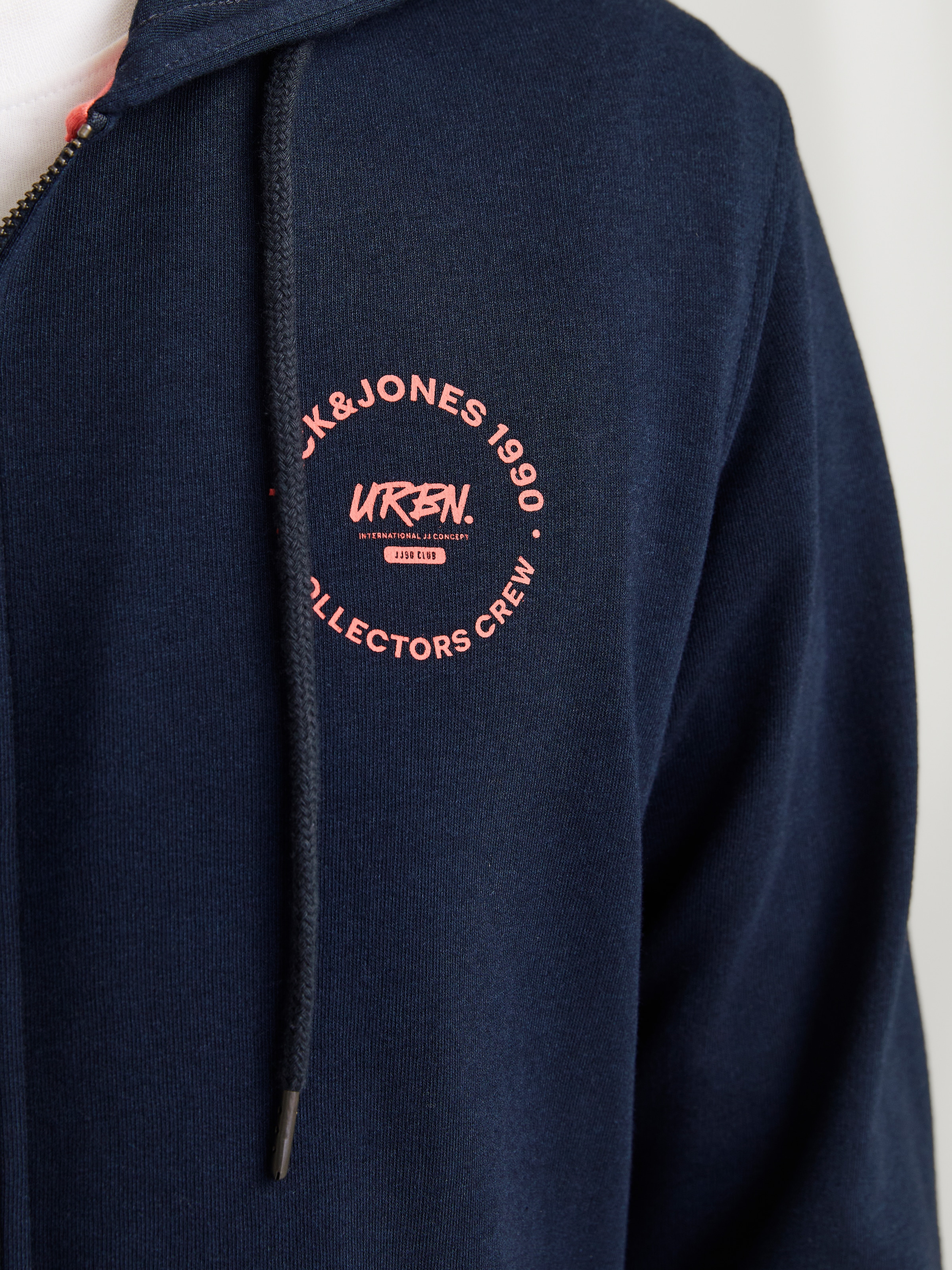 Jack & Jones Kapuzensweatjacke »JJSIMON  Hoodie mit Reißverschluss und hohem Baumwollanteil« bedruckt, modisch, regular fit, Baumwollmischung, Kapuze