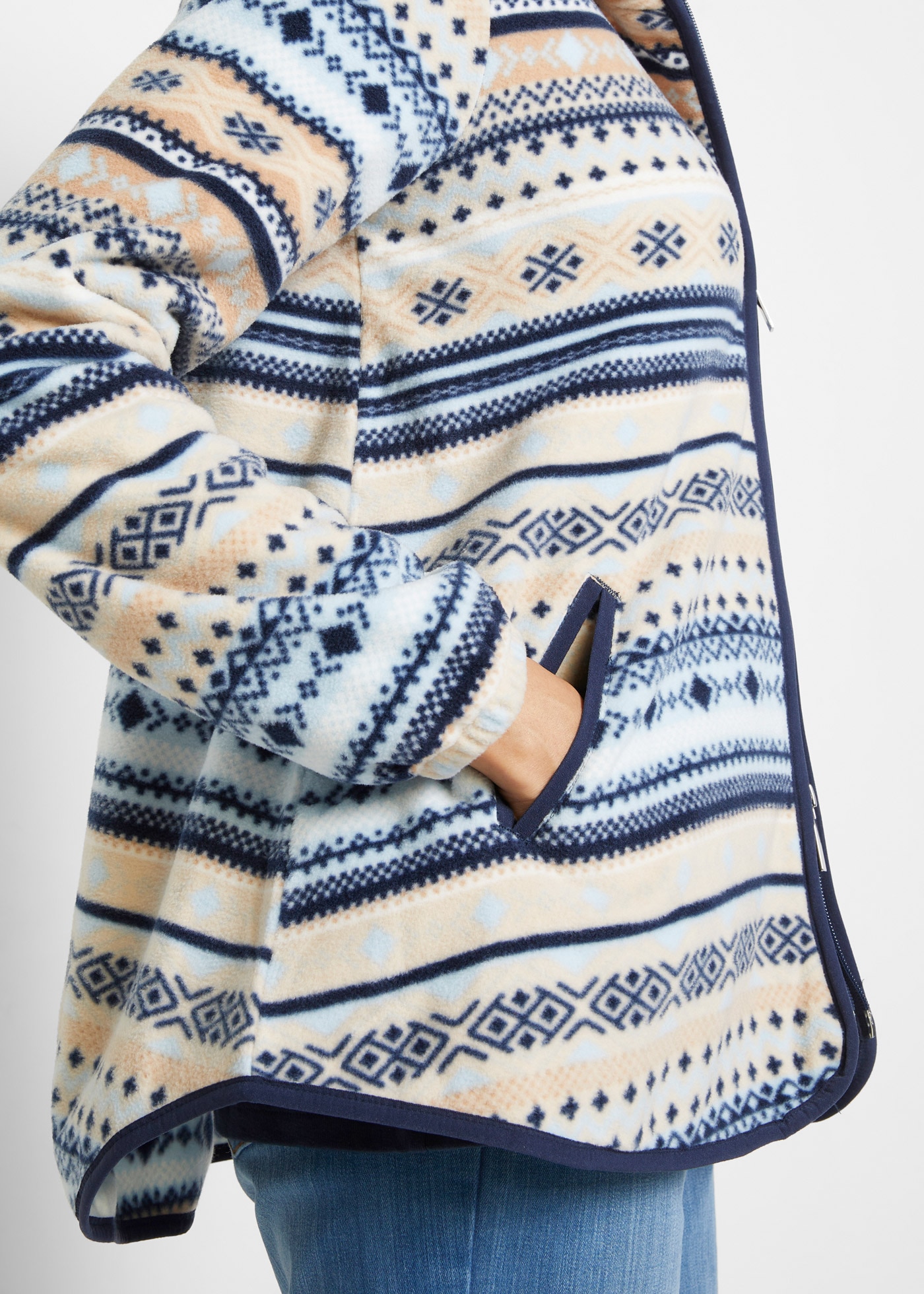 bonprix Fleecejacke »Kapuzen-Fleecejacke mit Norweger-Muster« mit Kapuze mit Norweger-Muster, mit Kapuze, kuscheliges Material