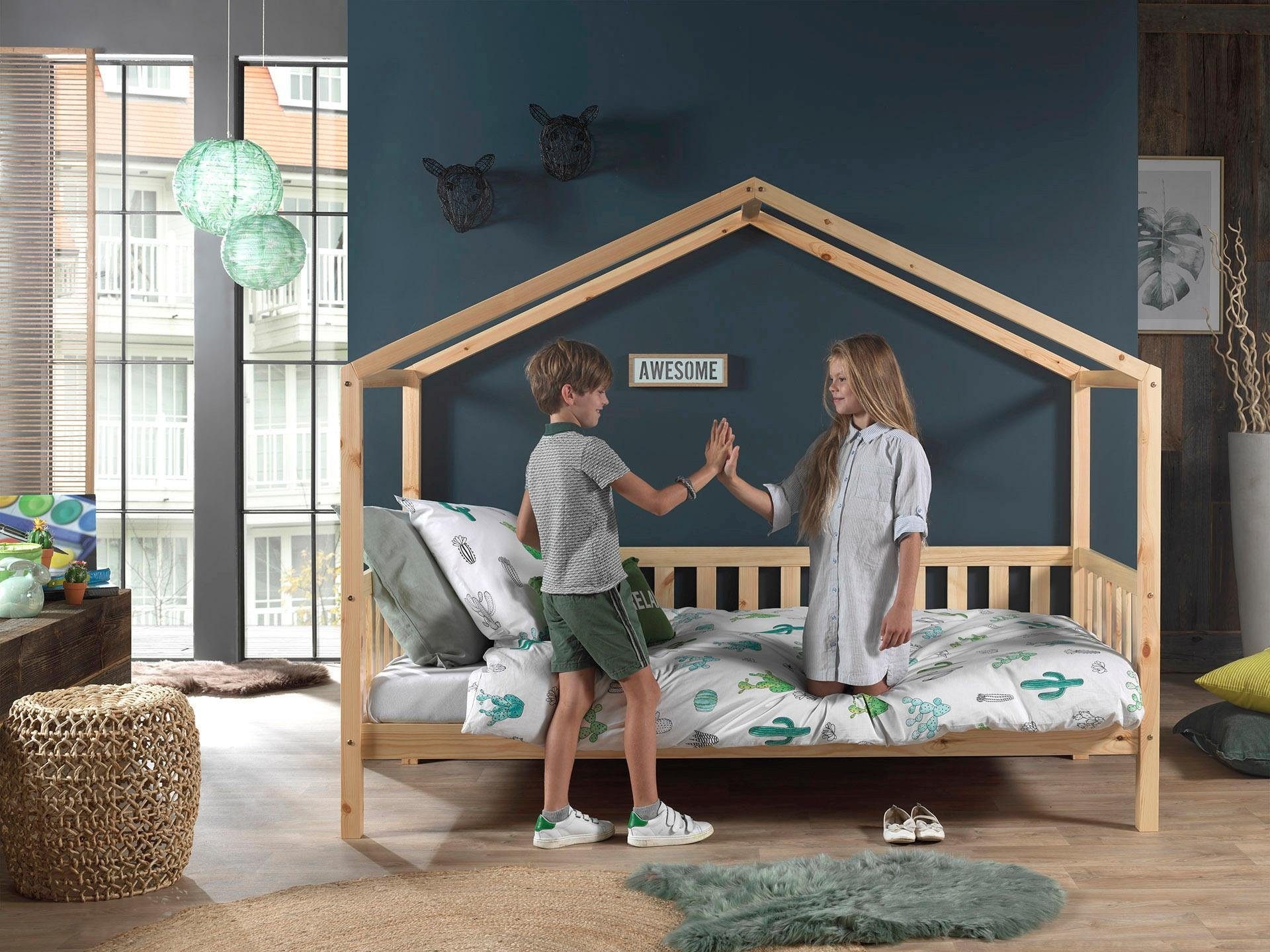 Vipack Hausbett »Dallas«, wahlweise mit Bettschublade oder Textilhimmel, Ausf. natur oder weiß