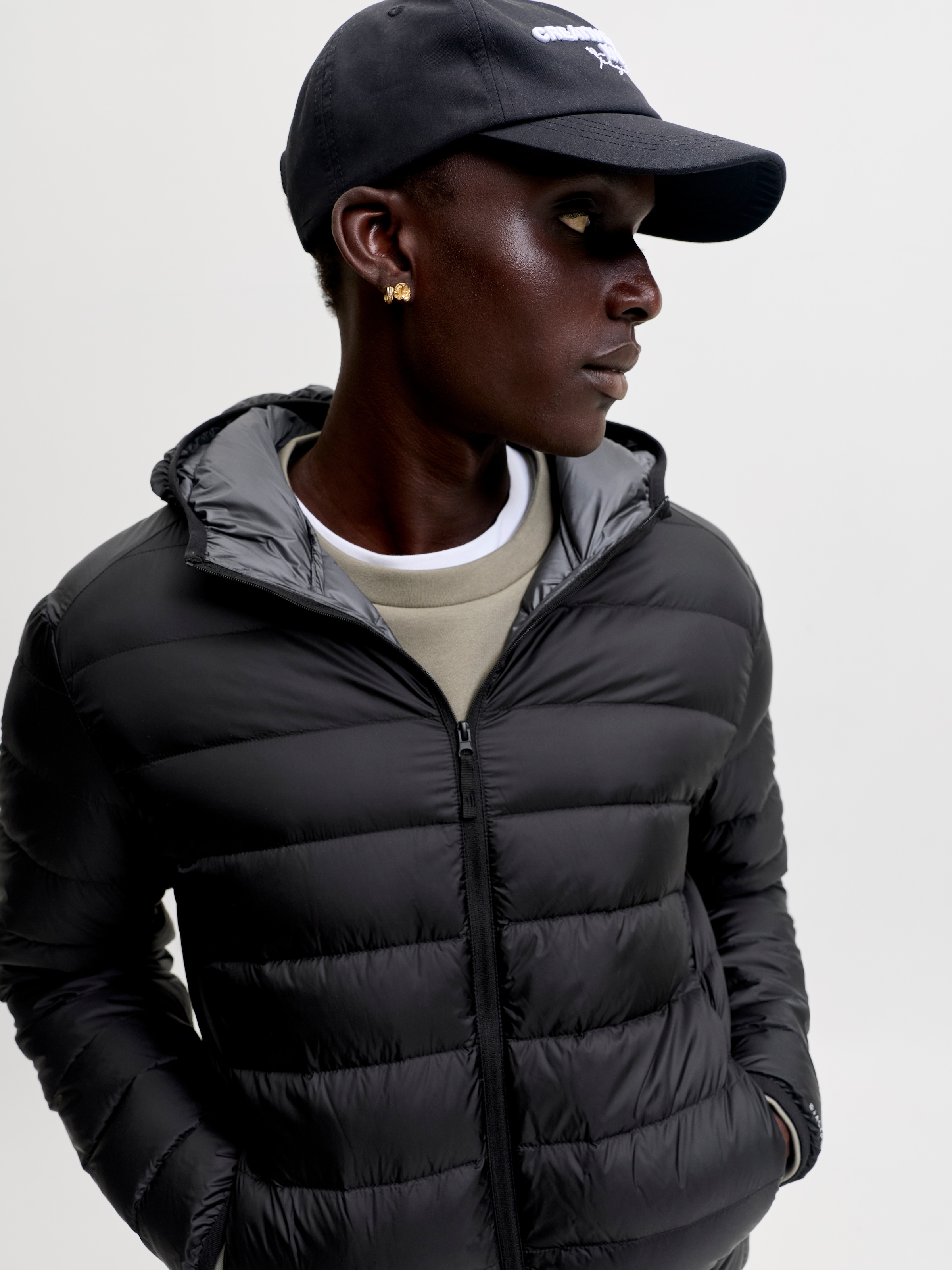 Jack & Jones Steppjacke »JJEBERG LIGHT DOWN PUFFER HOOD NOOS« mit Kapuze Kunstfaser, normal geschnitten