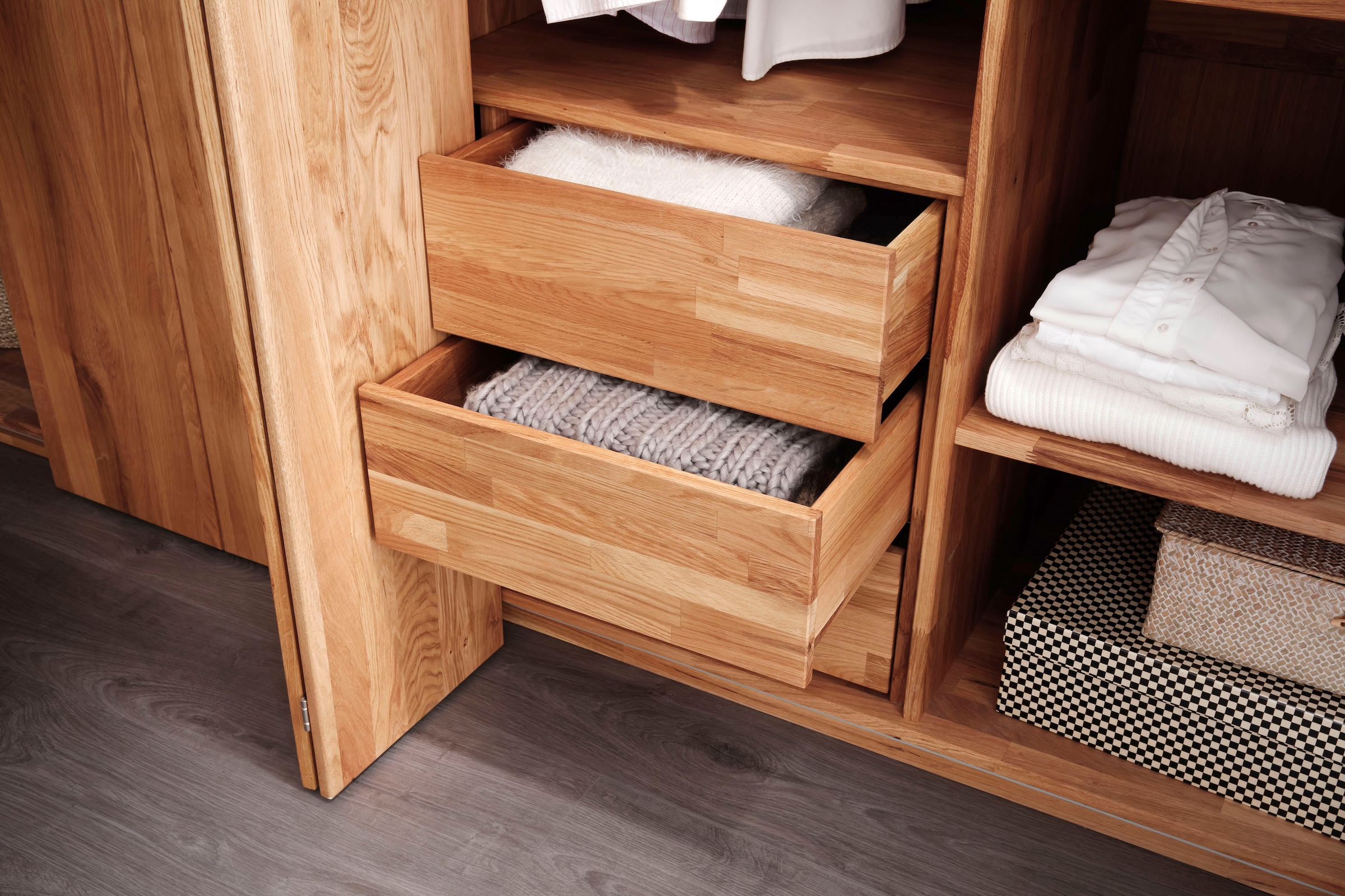 Home affaire Schubladeneinsatz »Chamara, Für Schrank Chamara, Mit 3 Schubladen, Push-Funktion« Zusätzlicher Stauraum, aus massivem Eichenholz, Zeitloses Design