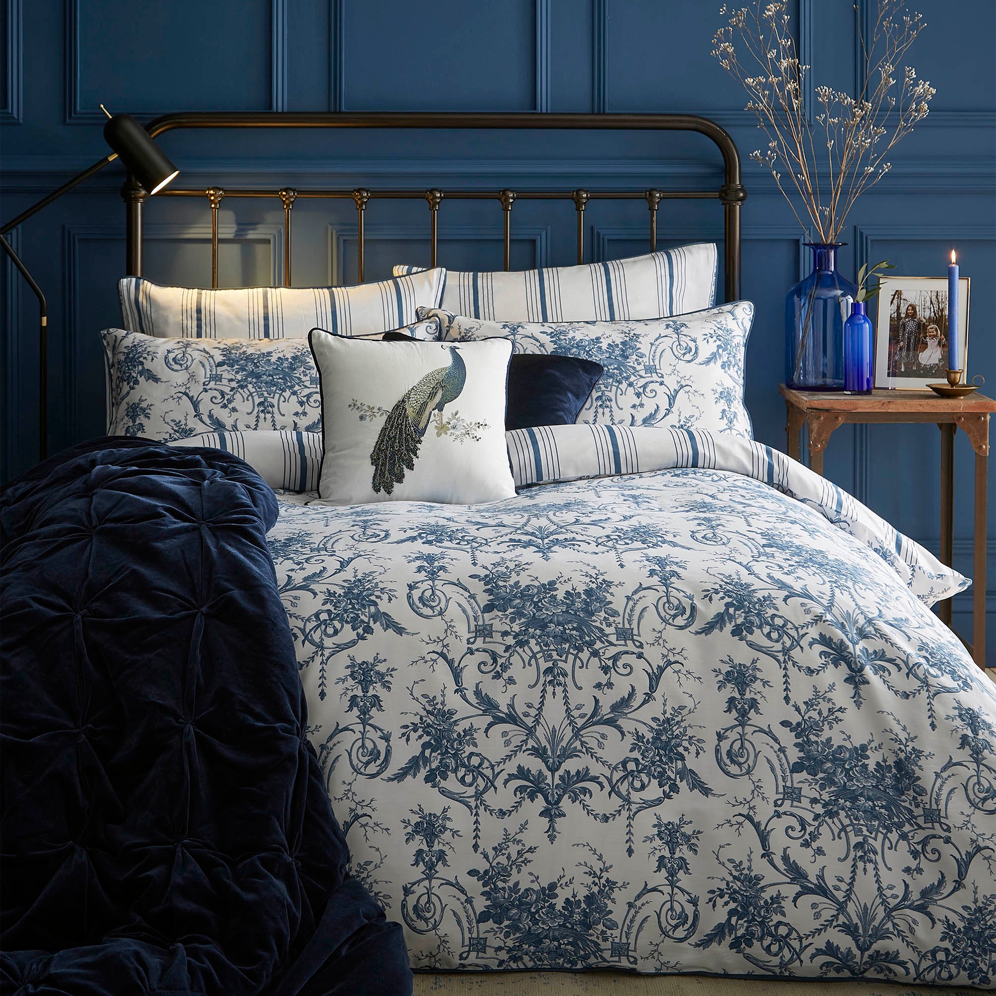 LAURA ASHLEY Bettwäsche »Tuileries Midnight« 3 tlg. tlg. günstig online kaufen