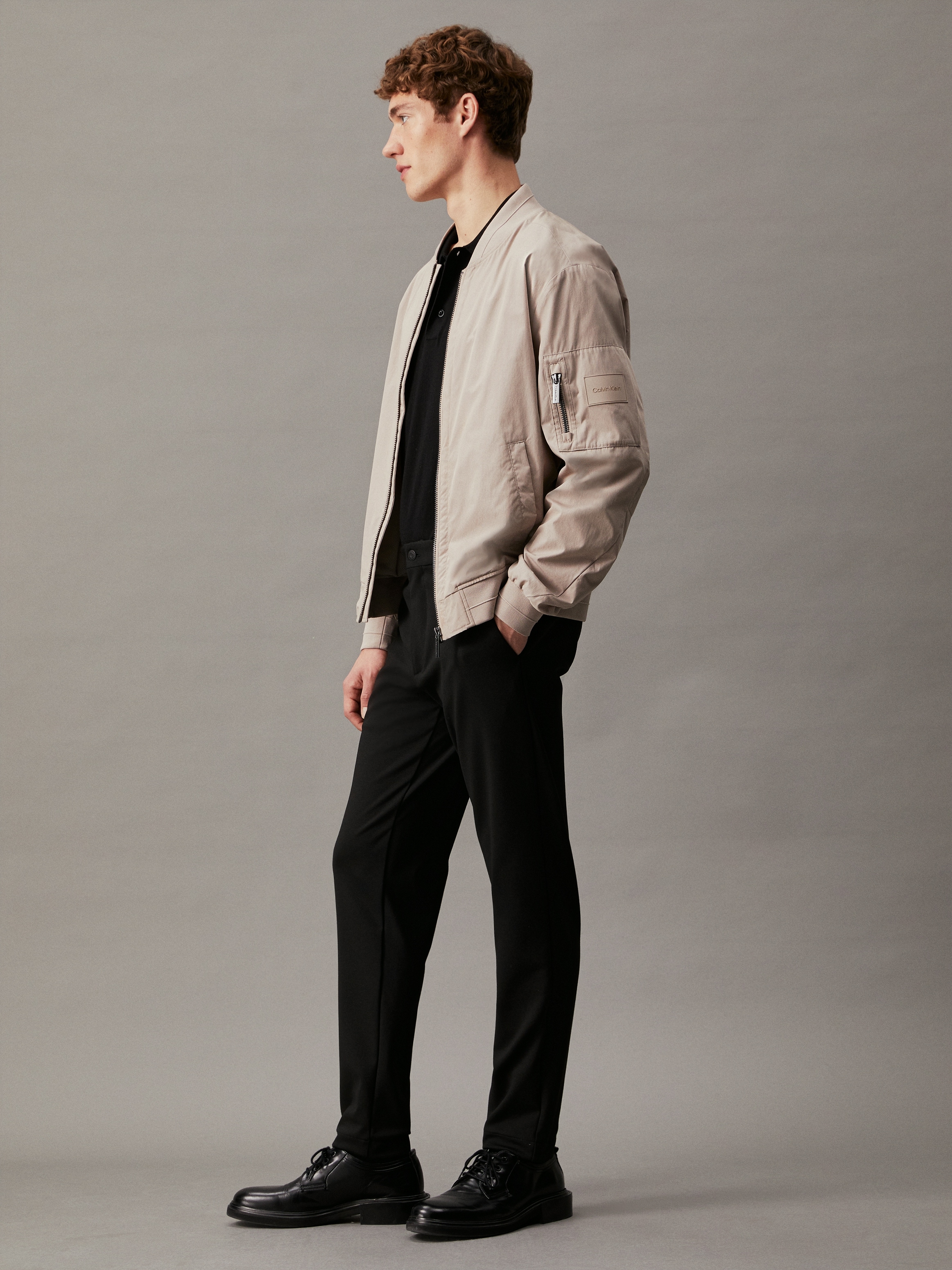 Calvin Klein Chinohose »COMFORT KNIT TAPERED PANT«