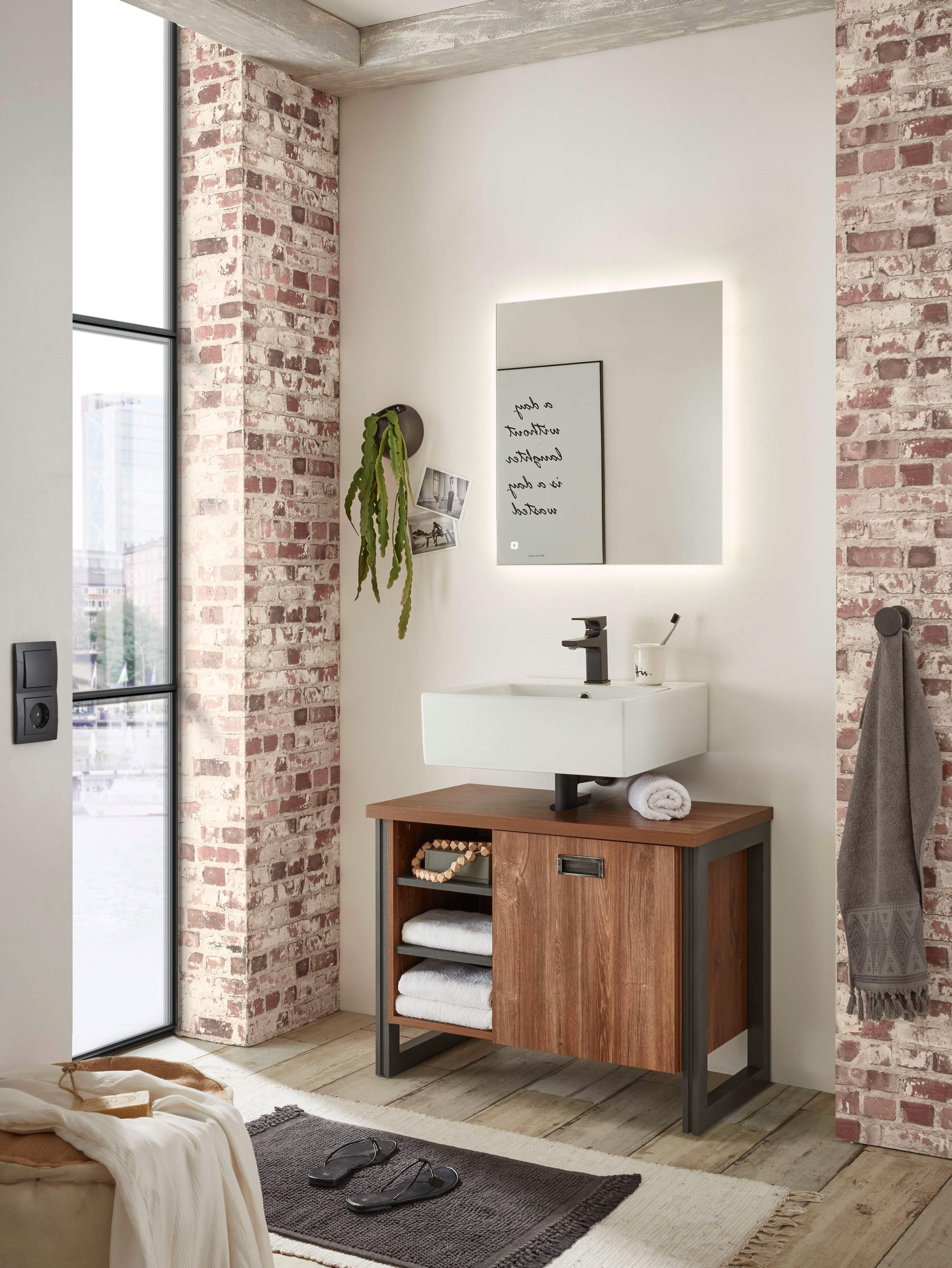 Home affaire Badmöbel-Set »Detroit, Bad im Industrialdesign, inkl. LED, 2-teiliges Badezimmer«, (2 St.), Waschbeckenunterschrank und Spiegel, holzfarben, mit offenen Fächern