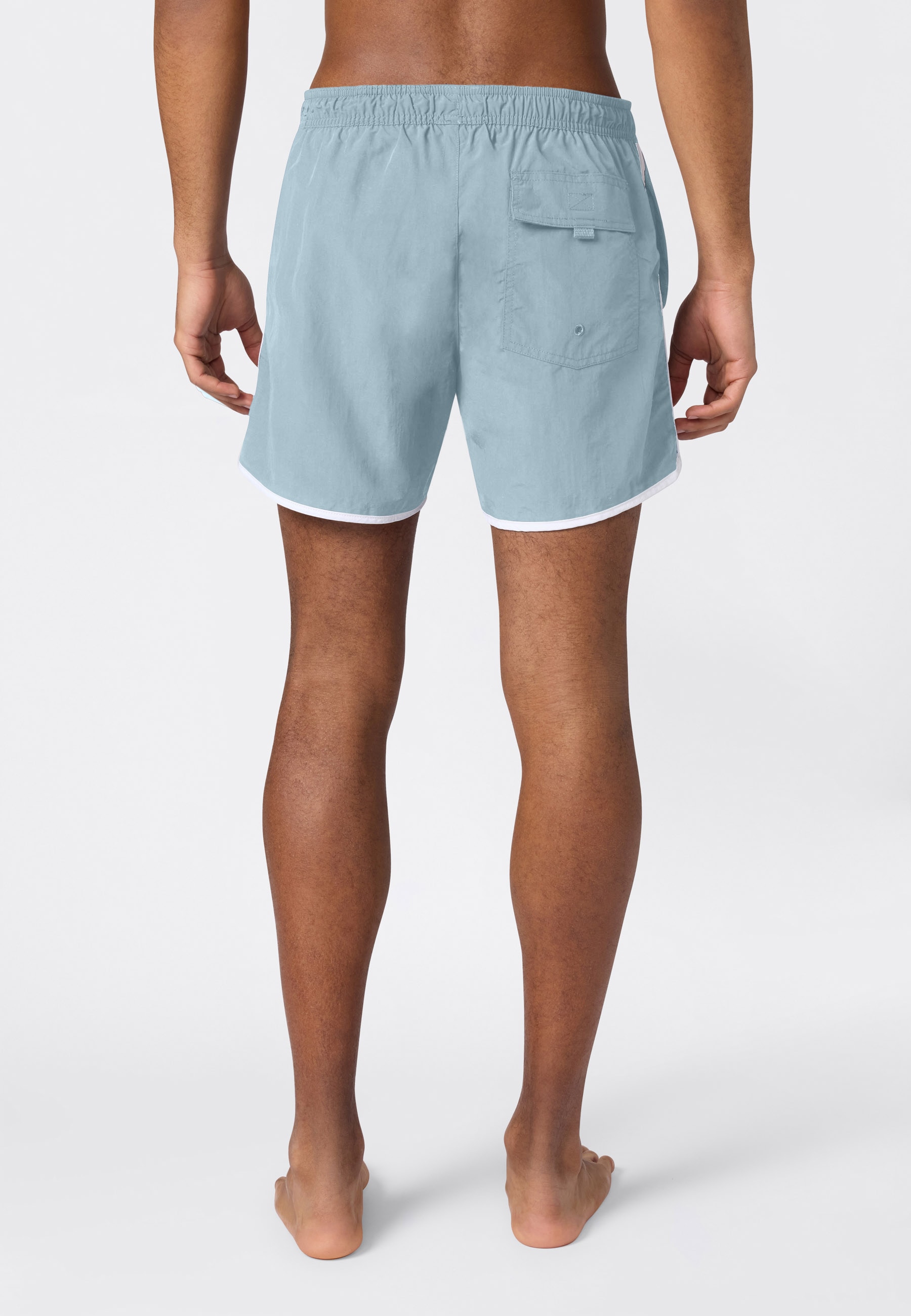 Champion Badeshorts »5-inch Men's swim shorts« schnelltrocknendes Material, sportliche Schnittform