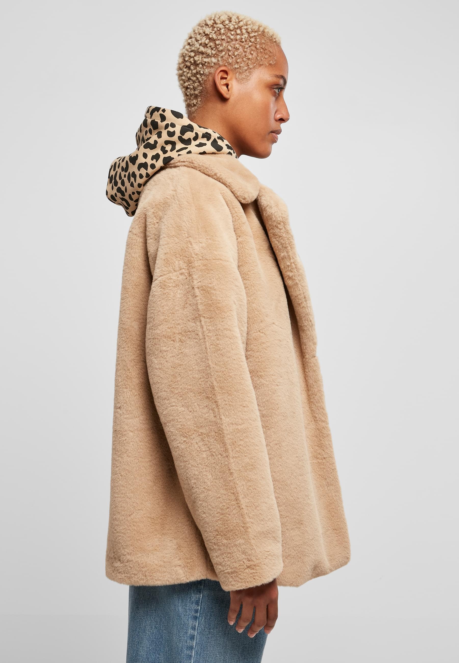 URBAN CLASSICS Winterjacke »Urban Classics Damen Ladies Lapel Teddy Jacket« 1 Stk. tlg. ohne Kapuze