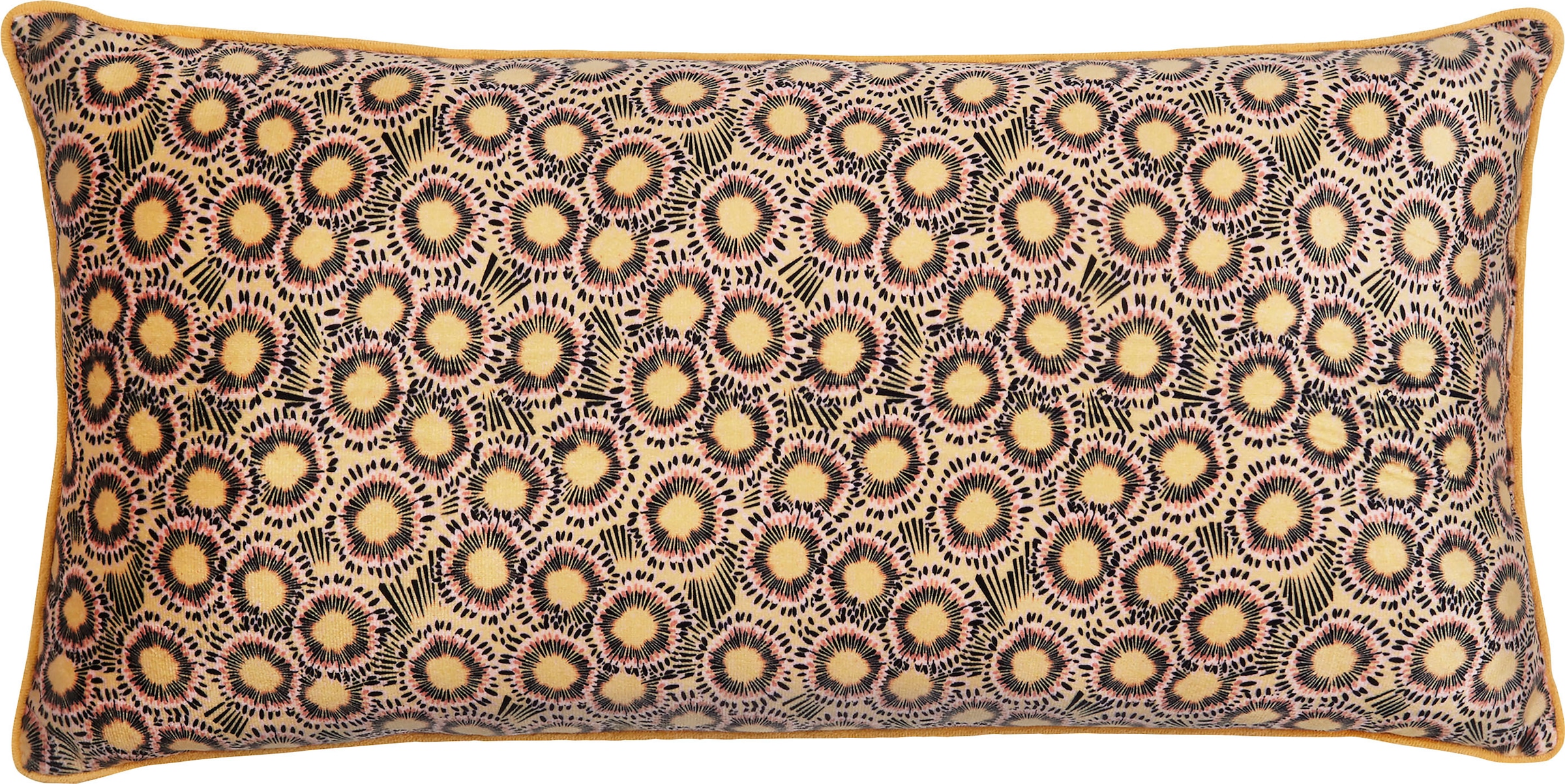 hip Dekokissen »Zenta«, (1 St., 1 48x48 cm Dekokissen-Mit Biese), mit  Mandala auf Rechnung bestellen