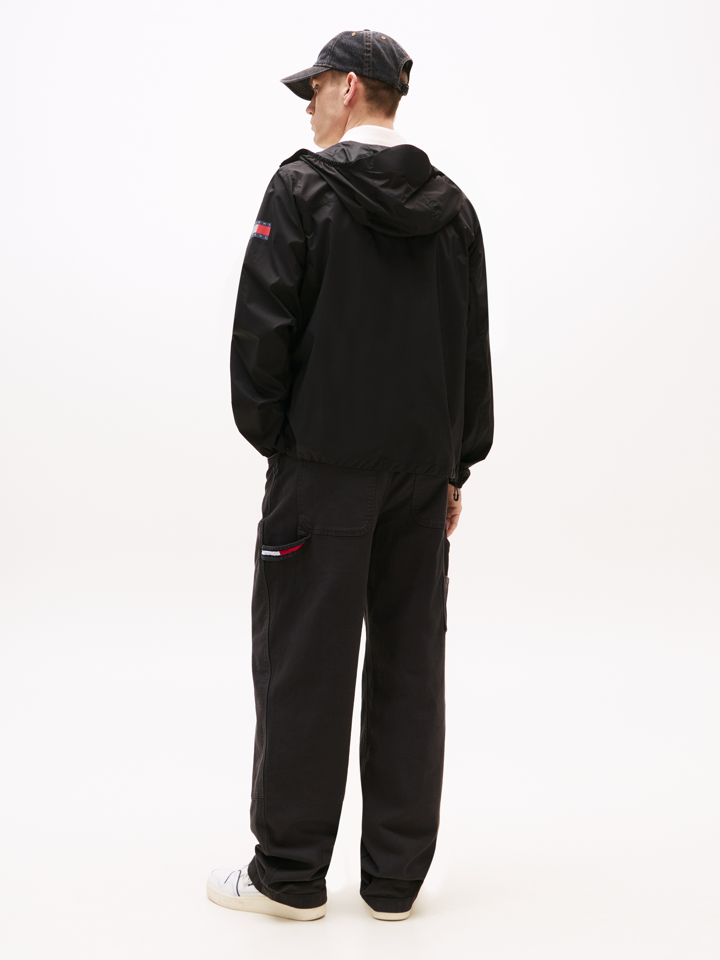 Tommy Jeans Outdoorjacke »TJM OUTDOOR SHELL JACKET EXT«, mit Kapuze, Mit Rundhalsausschnitt