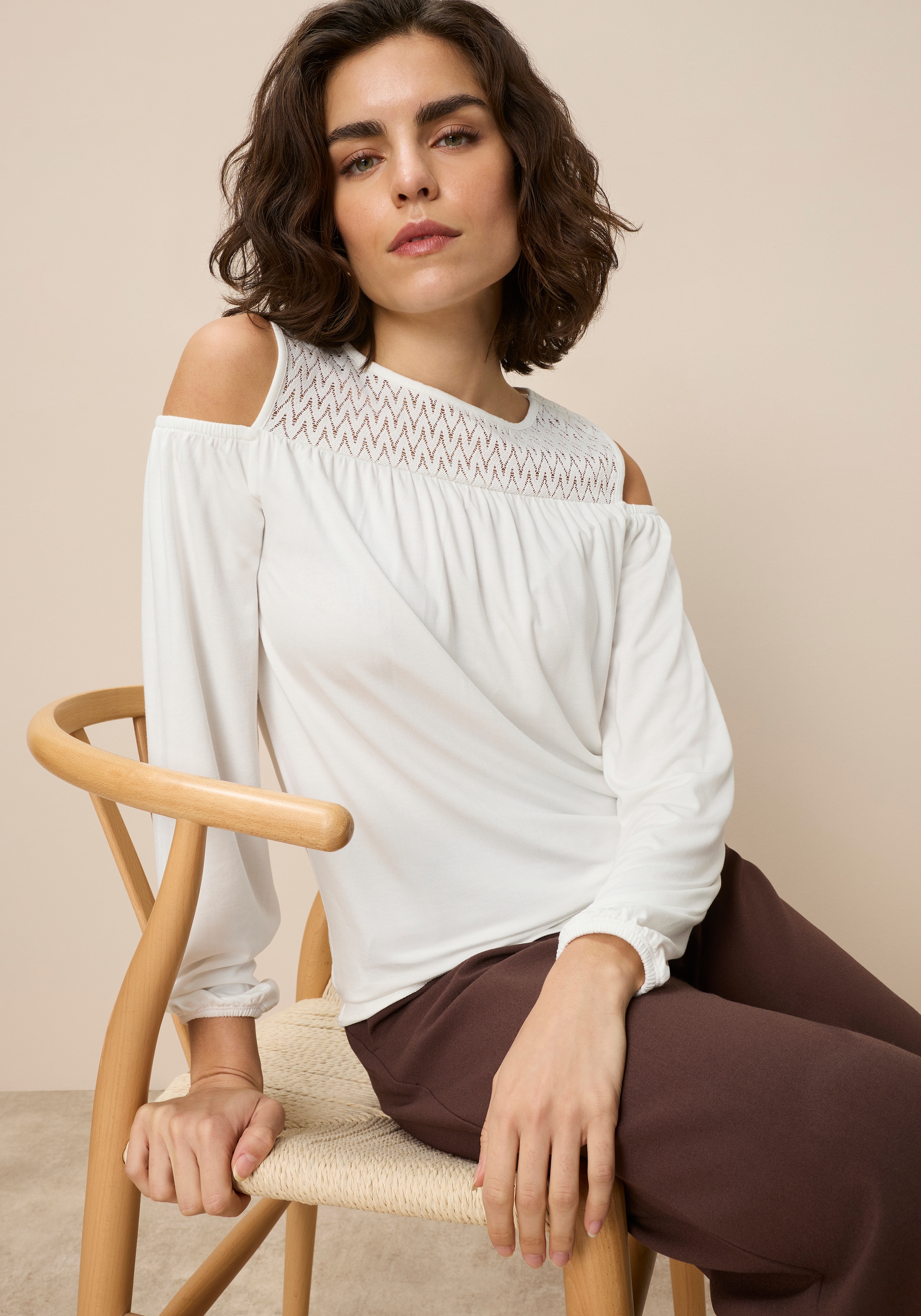 Laura Scott Langarmshirt lässig geschnitten, Langarm, femininer Stil