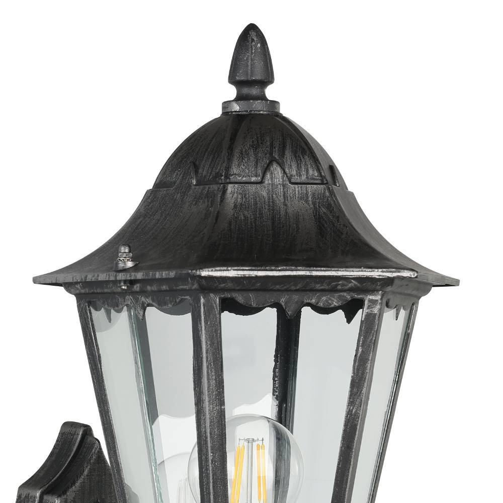 EGLO Außen-Wandleuchte »NAVEDO Wandlampe, Außenbeleuchtung, schwarz, silber-patina, klassisch«, 1 flammig, Leuchtmittel E27 | ohne Leuchtmittel, Eckmontage möglich, Erfassungswinkel 110° / 7m, IP44, 42,5x28,5x20cm