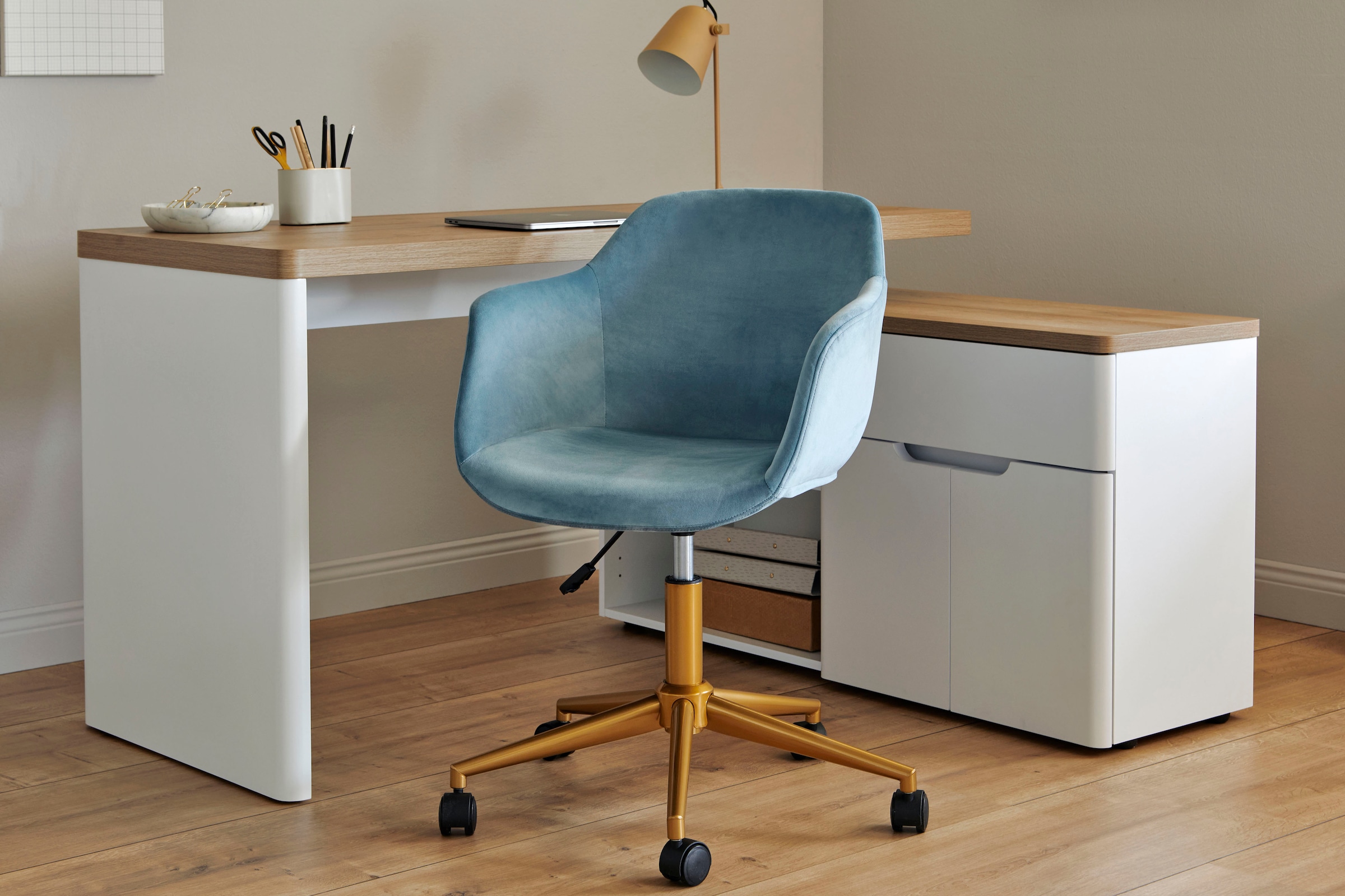 Jahnke Schreibtischstuhl »SHELL WORX«, 1 St., Samtstoff, Büro-/ Schreibtischstuhl, höhenverstellbar, Samt, Gestell in Gold-Look