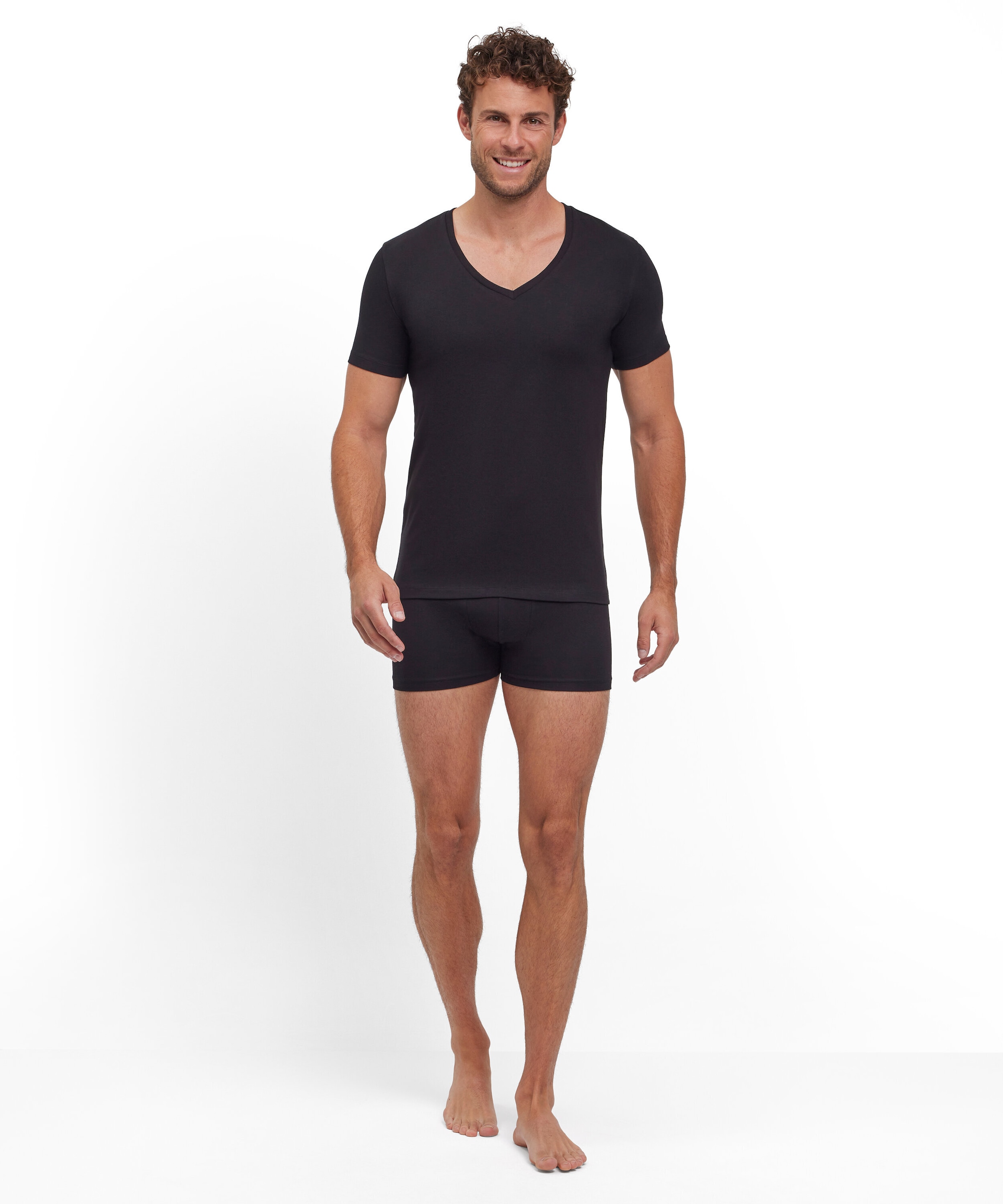 FALKE T-Shirt »Daily Comfort« tiefer V-Ausschnitt, kurzarm, Cotton-Mix, slim fit