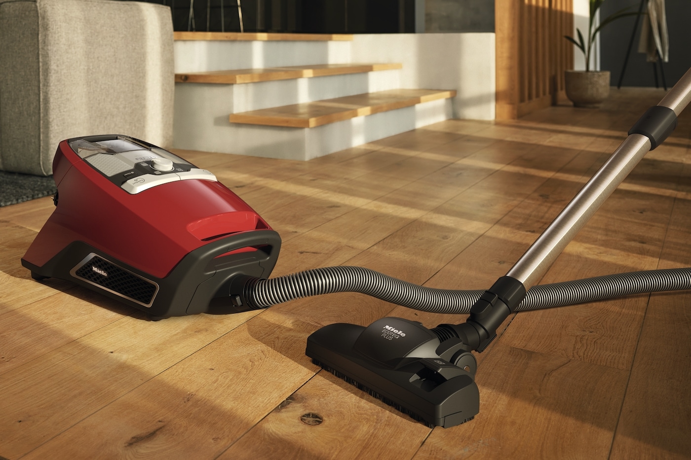 Miele Bodenstaubsauger »Blizzard CX1 Red« 550 W beutellos