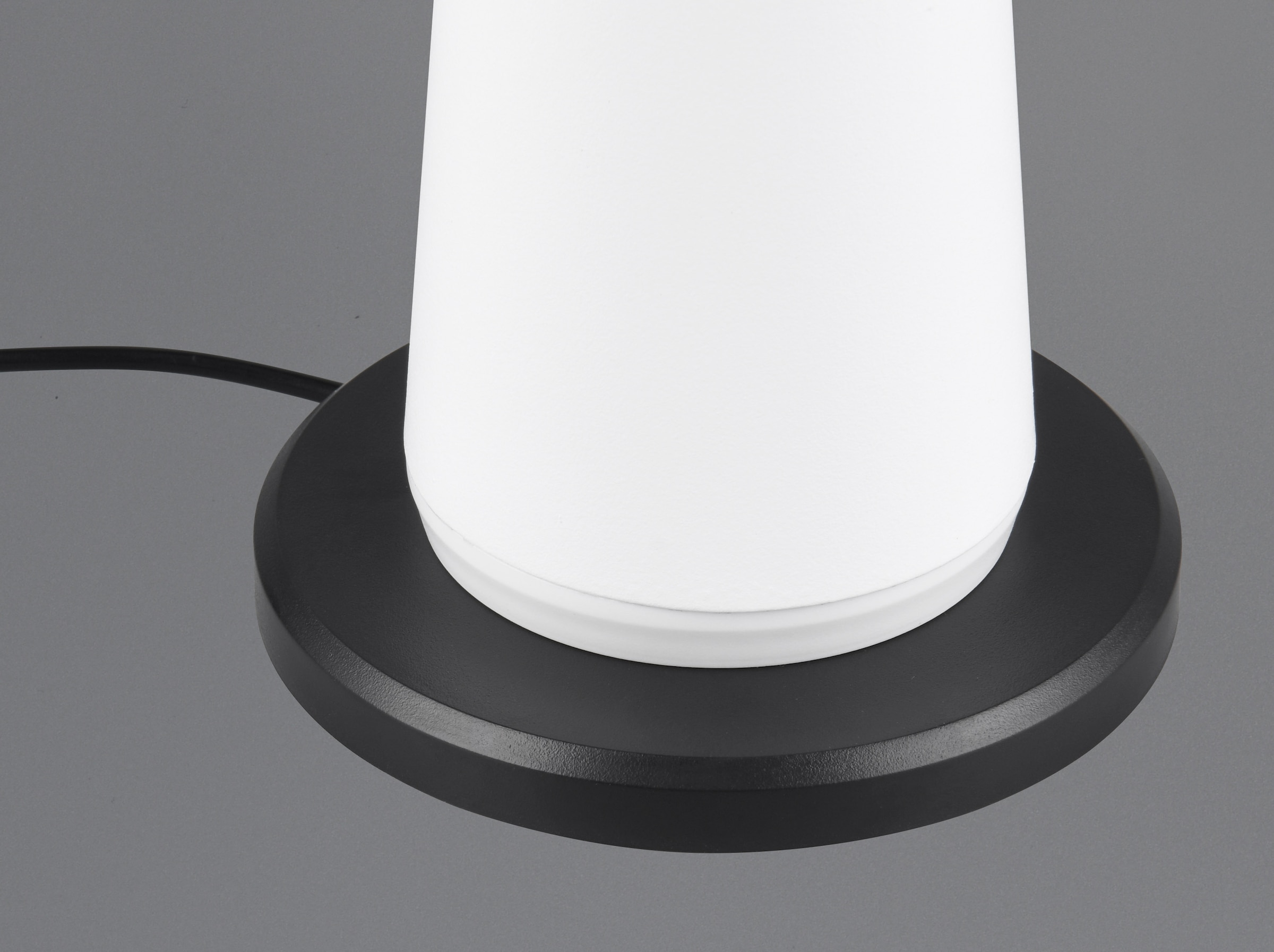 REALITY Leuchten LED Außen-Tischleuchte »FUNGO«, 1 flammig, Leuchtmittel LED-Board | LED fest integriert, Outdoor Akku Tischlampe inkl Ladestation USB-C, Lichtfarbe einstellbar