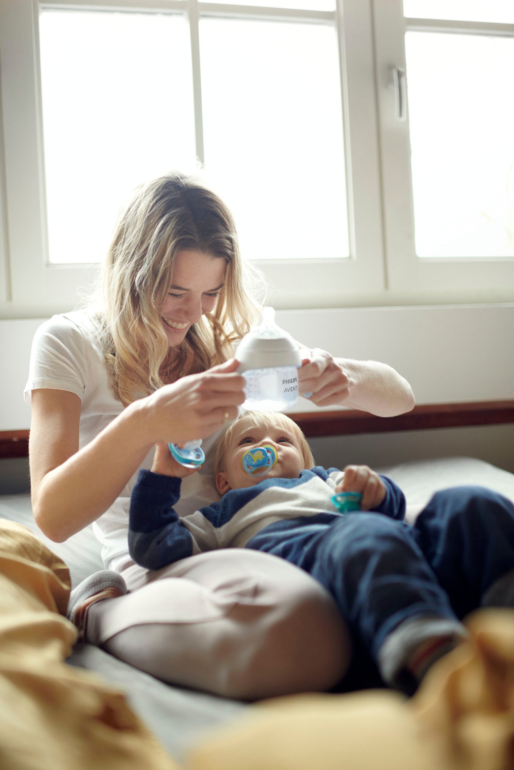 Philips AVENT Babyflasche »Natural Response SCF263/61«, mit Lerngriffen, 125 ml, ab dem 6. Monat