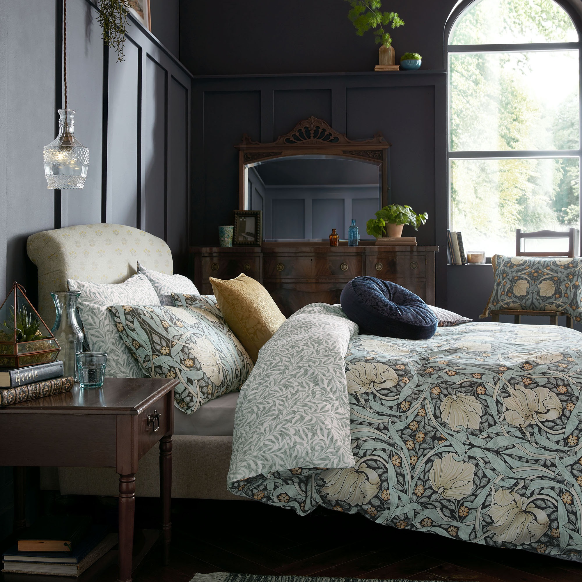 WILLIAM MORRIS AT HOME Bettwäsche »Baumwoll Satin, Mit floralem Munster, 3t günstig online kaufen