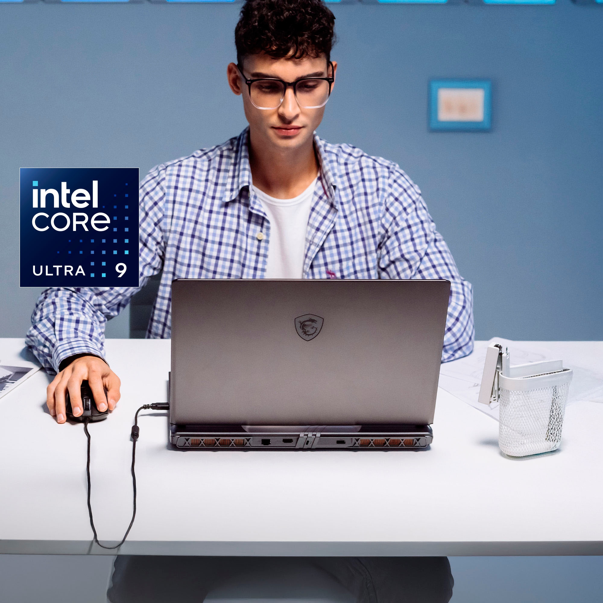MSI Gaming-Notebook »Vector 17 HX AI A2XWHG-041«, 43,2 cm, / 17 Zoll, Intel, Core Ultra 9, GeForce® RTX 5070 Ti, 2000 GB SSD