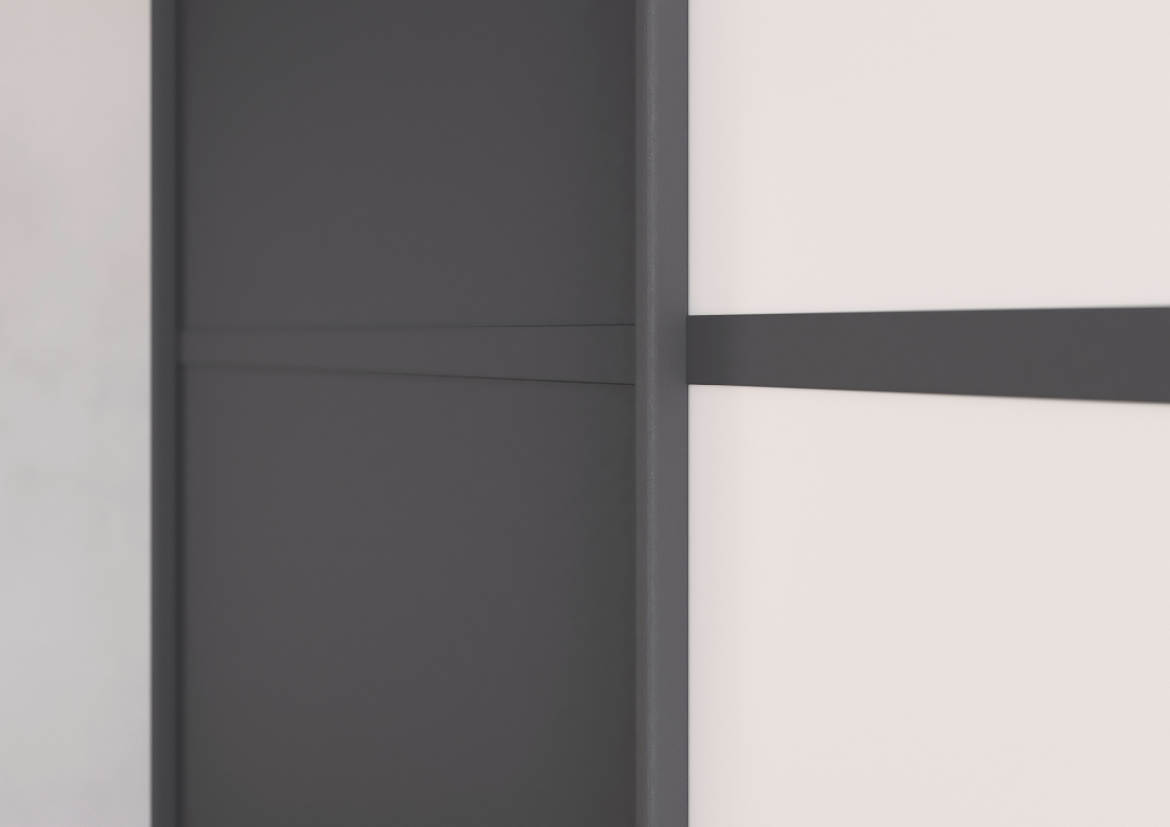 rauch Kleiderschrank »Schwebetürenschrank OTTO´s Choice Garderobe Schrank TOP ANGEBOT Avola«, (in 3 verschiedenen Ausstattungen BASIC/CLASSIC/PREMIUM), mit eleganten Zierleisten in Chrom, Schwarz oder Weiß MADE IN GERMANY