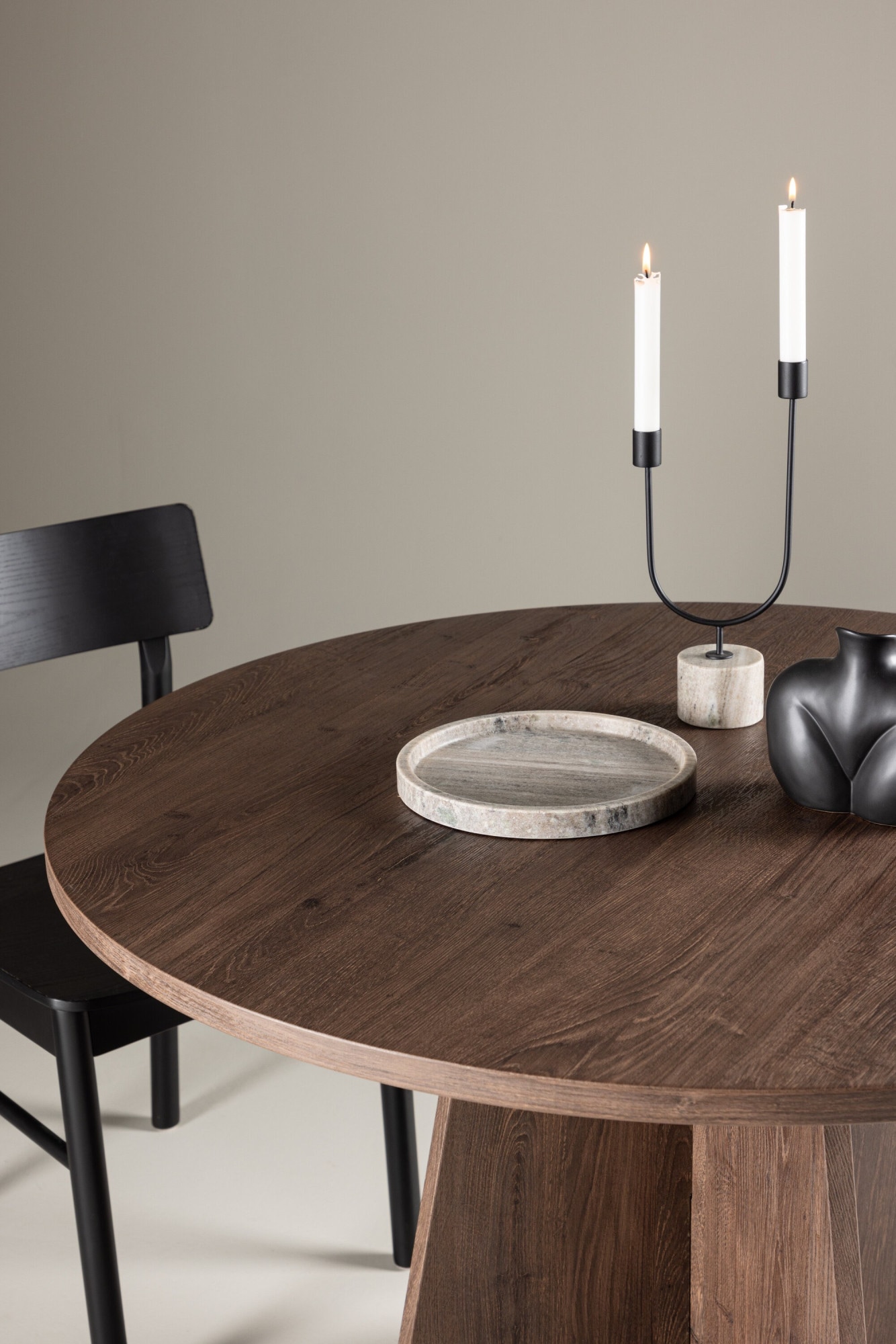 Venture Home Esstisch »Bootcut, runder Esstisch, charakterstark, Ø 110 cm« Esszimmertisch, MDF, einheitliche Lackierung, rund, modern, gesellig
