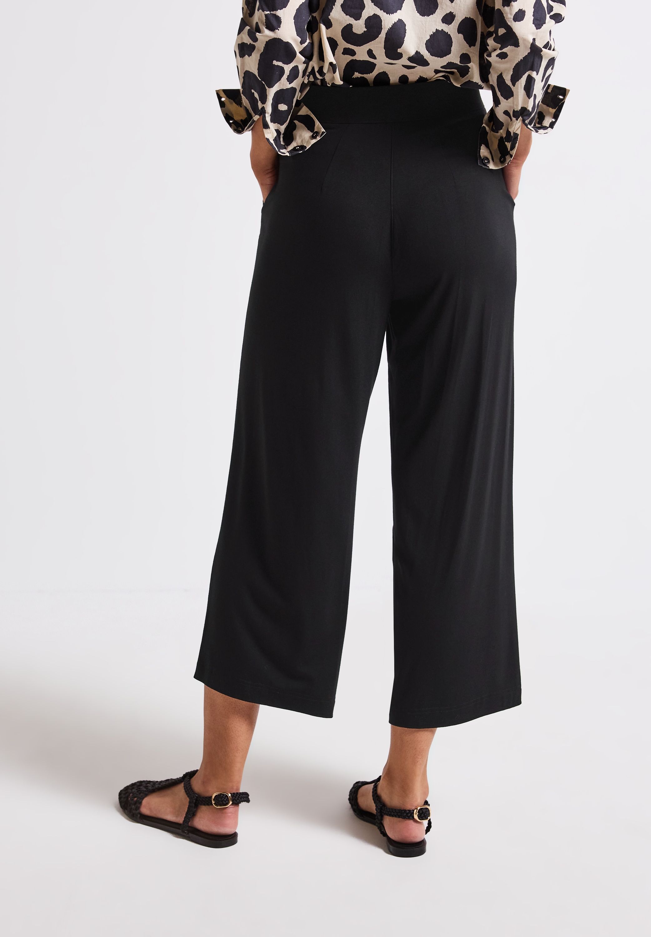 STREET ONE Stoffhose »Style EMEE«, 7/8-Länge und seitliche Taschen