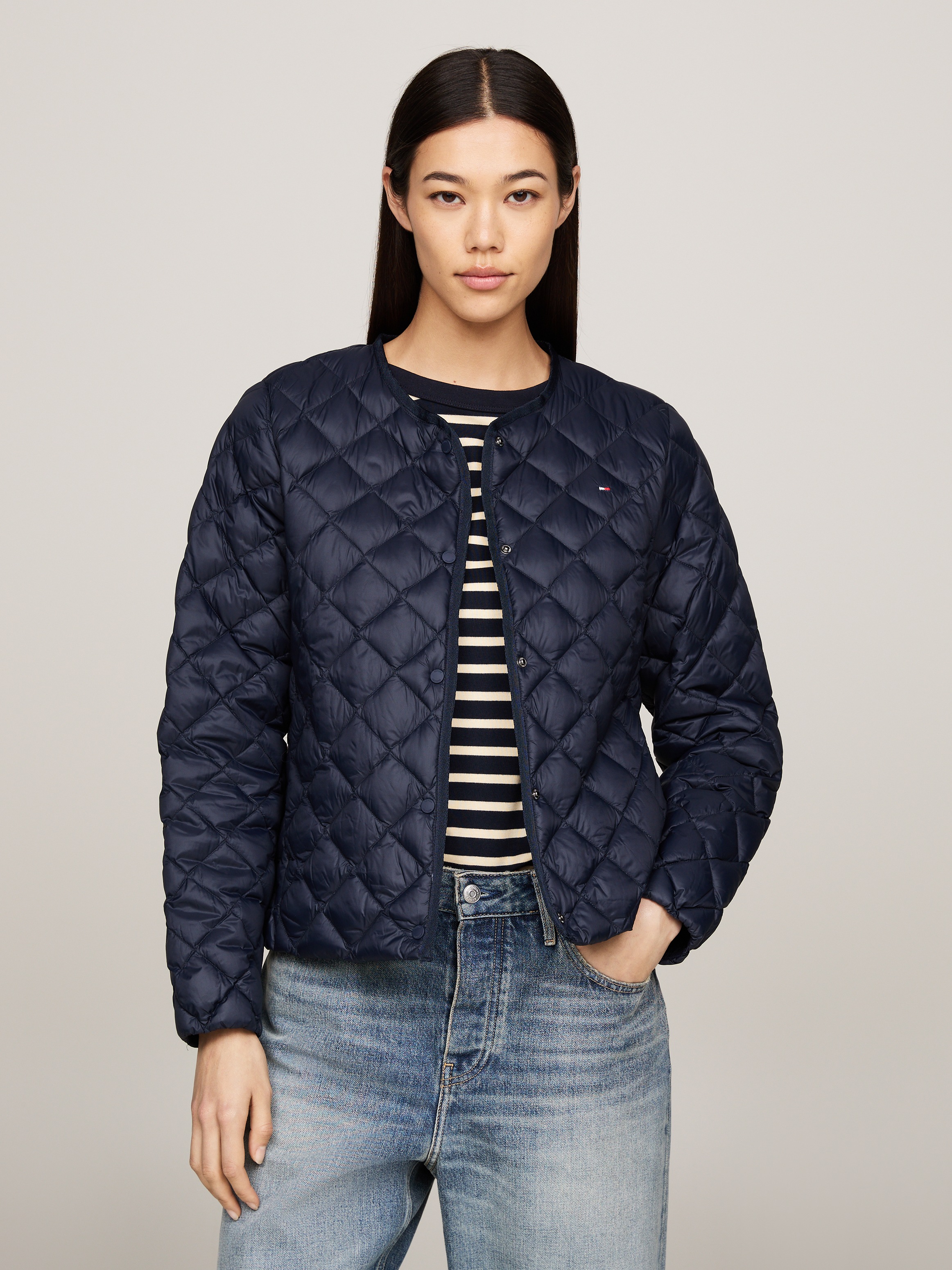 TOMMY HILFIGER Steppjacke mit Logostickerei Desert Sky S (36) S (36) Jacke von Tommy Hilfiger Womanswear
