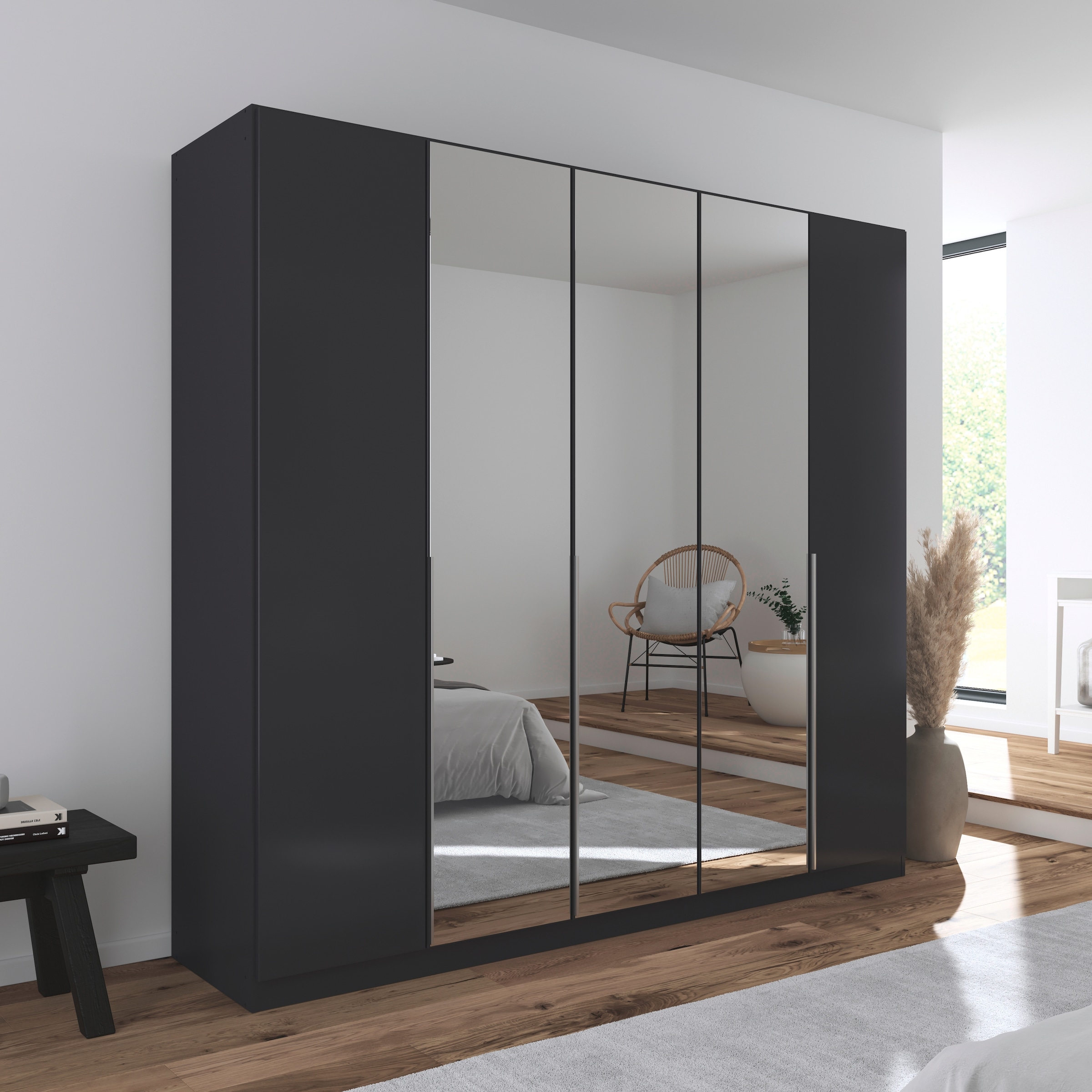 rauch Drehtürenschrank »Kleiderschrank Schrank Garderobe AGORDO mit Dekor- oder Hochglanzfront«, (in zwei Griff-Farben), durchdachte Innenausstattung, in 6 Breiten und 2 Höhen MADE IN GERMANY