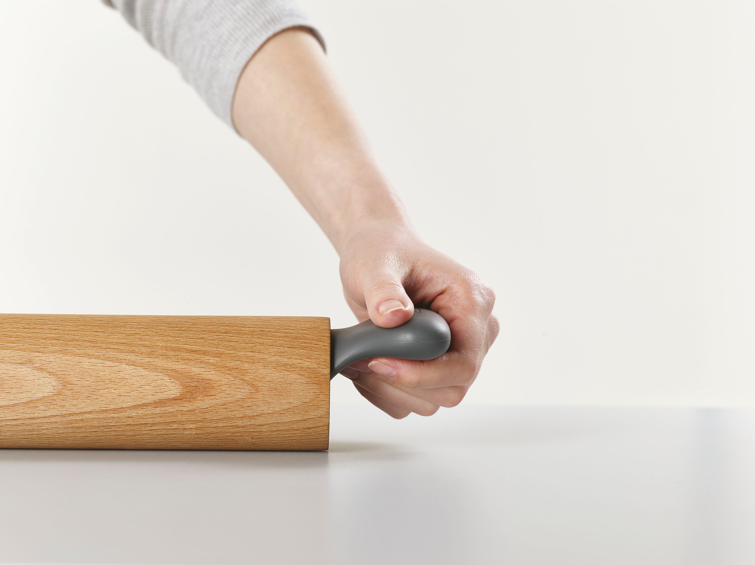 2. Bild von Joseph Joseph Nudelholz »Joseph Joseph Grip-Pin™ Ergonomisches Nudelholz – Grau«, (1 tlg.)