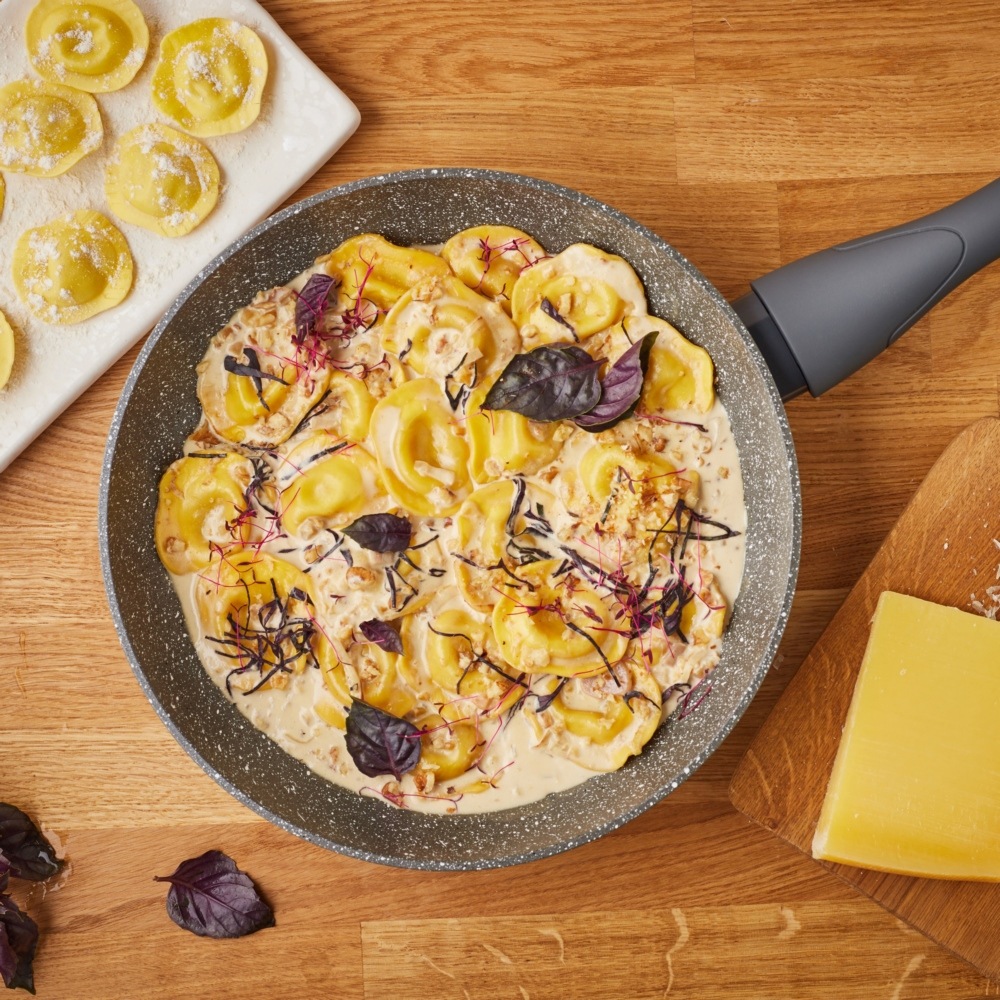 RESTO Kitchenware Bratpfanne »Antlia, tiefe Pfanne mit ergonomischem Soft-Touch-Griff«, Aluminium, (1 tlg.), Marmor-Antihaftbeschichtung, 4-lagig, für alle Herdarten geeignet