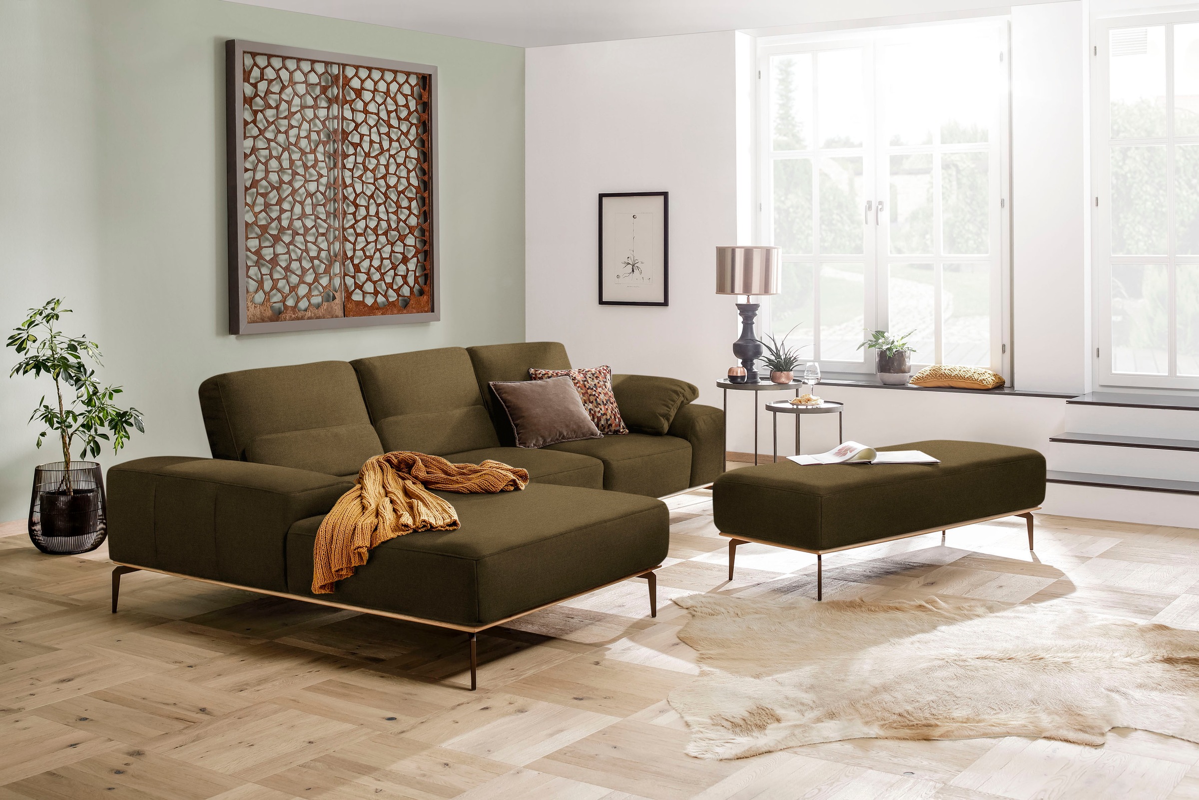 W.SCHILLIG Ecksofa »run, Designsofa mit tollem Sitzkomfort, L-Form«, mit Holzsockel, Füße in Bronze pulverbeschichtet, Breite 299 cm