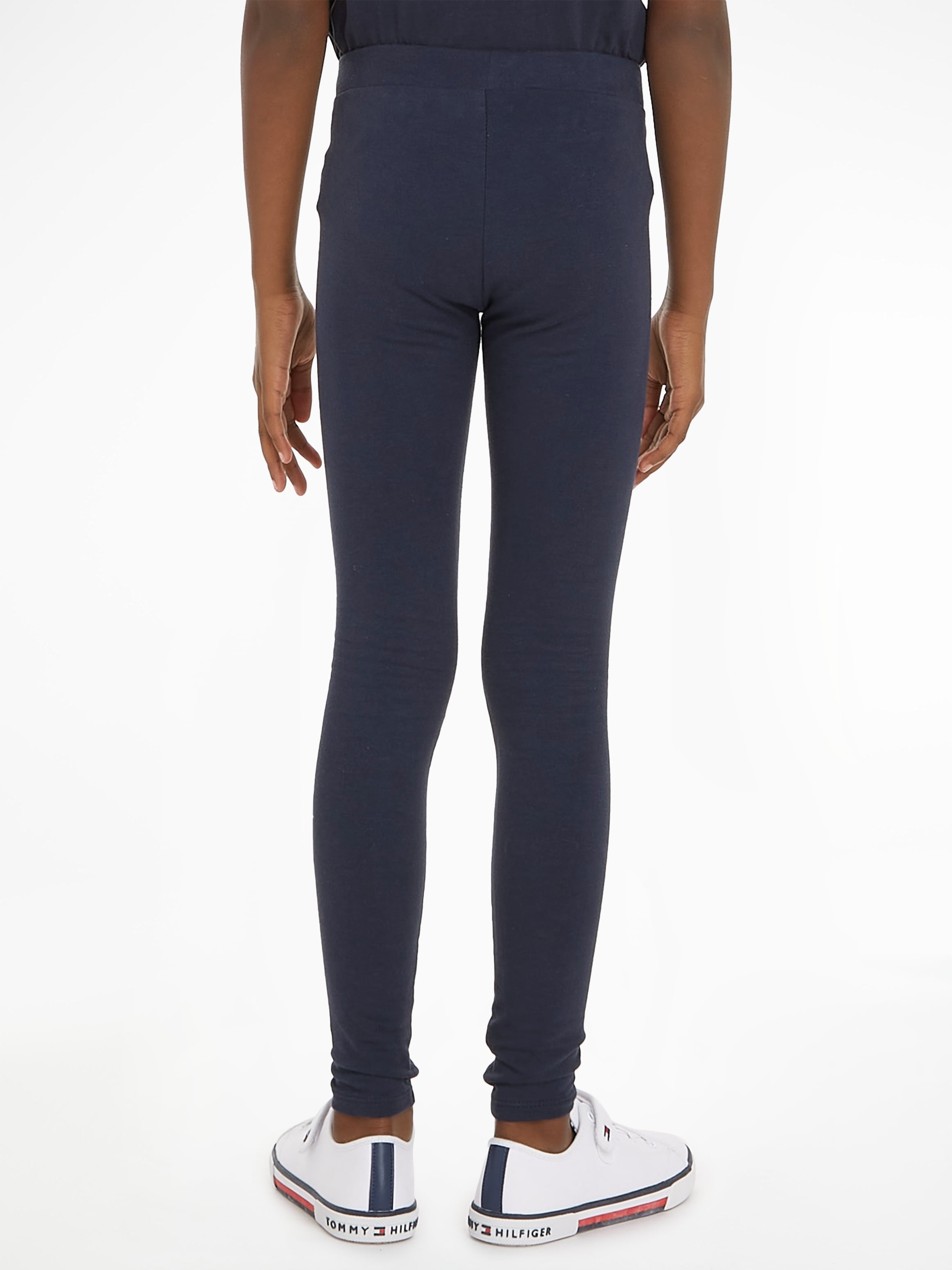Tommy Hilfiger Leggings »ESSENTIAL LEGGING«, mit Tommy Hiflger Logo-Schriftzug auf dem linken Bein