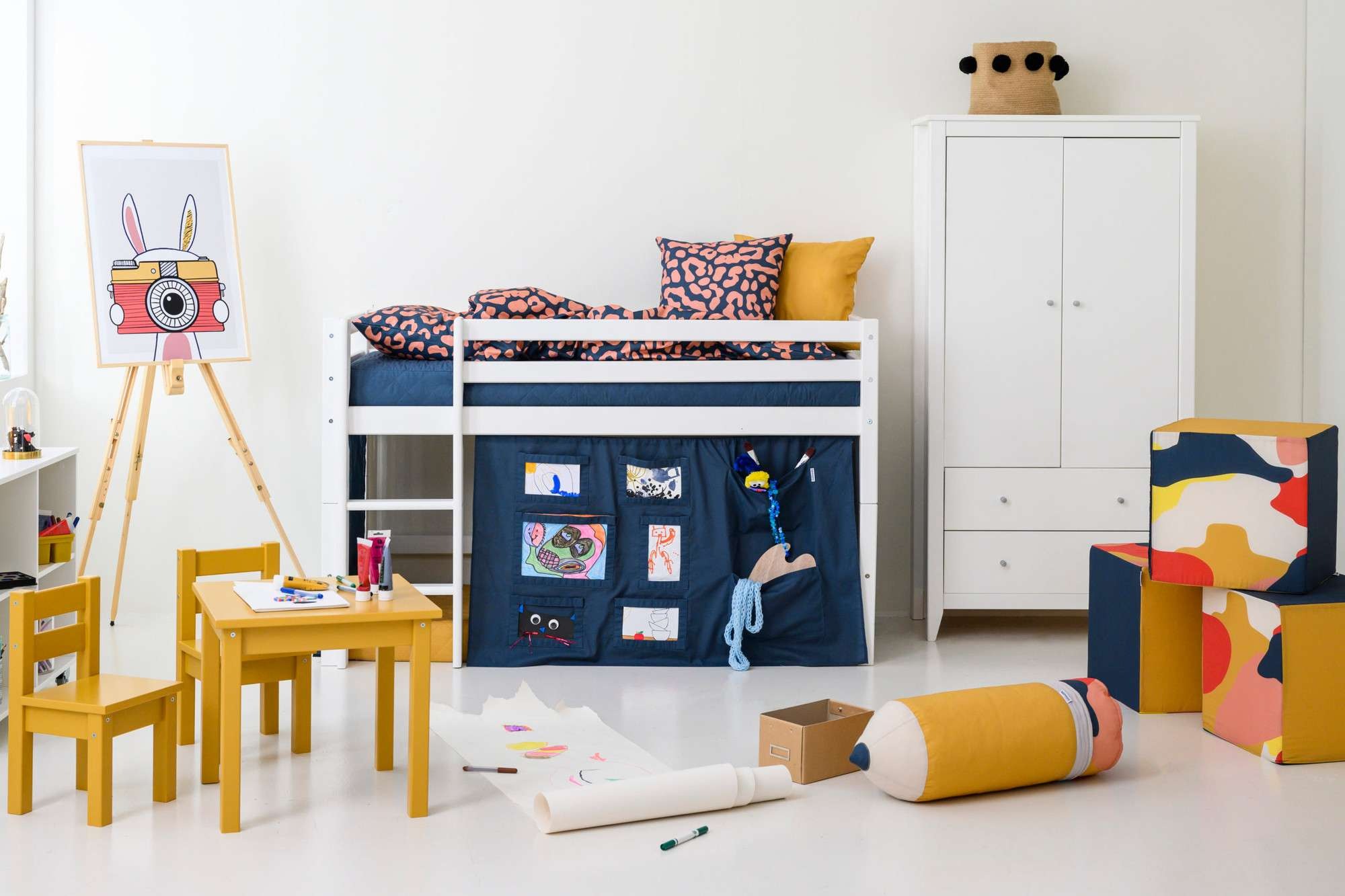 Hoppekids Hochbett »ECO Dream, Kinderbett, Spielbett, Halbhohes Bett aus Massivholz«, inkl. Vorhang-Set Creator, Bettgröße & Matratze wählbar