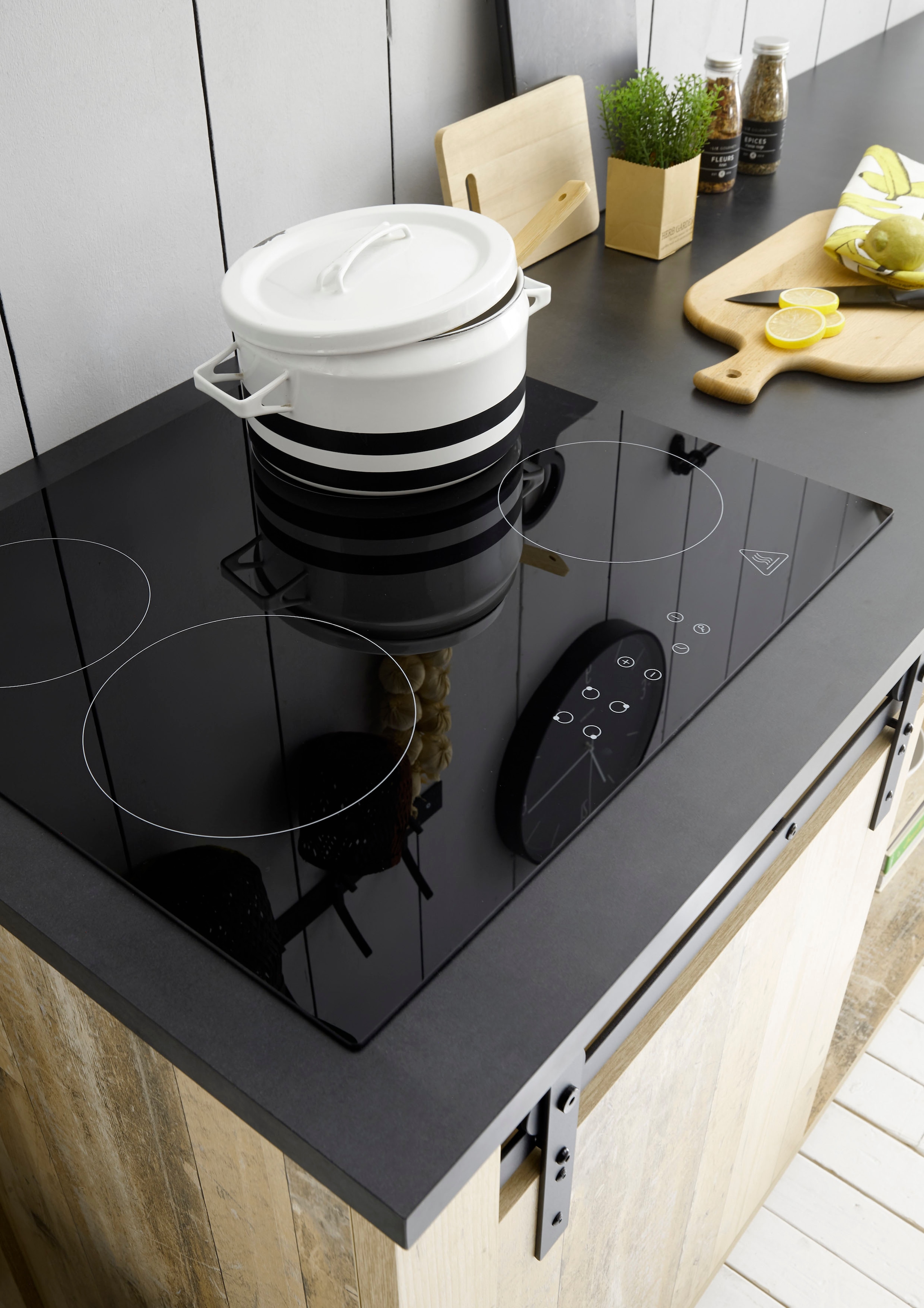 Home affaire Pantryküche »Sherwood«, Breite 131 cm, ohne E-Geräte