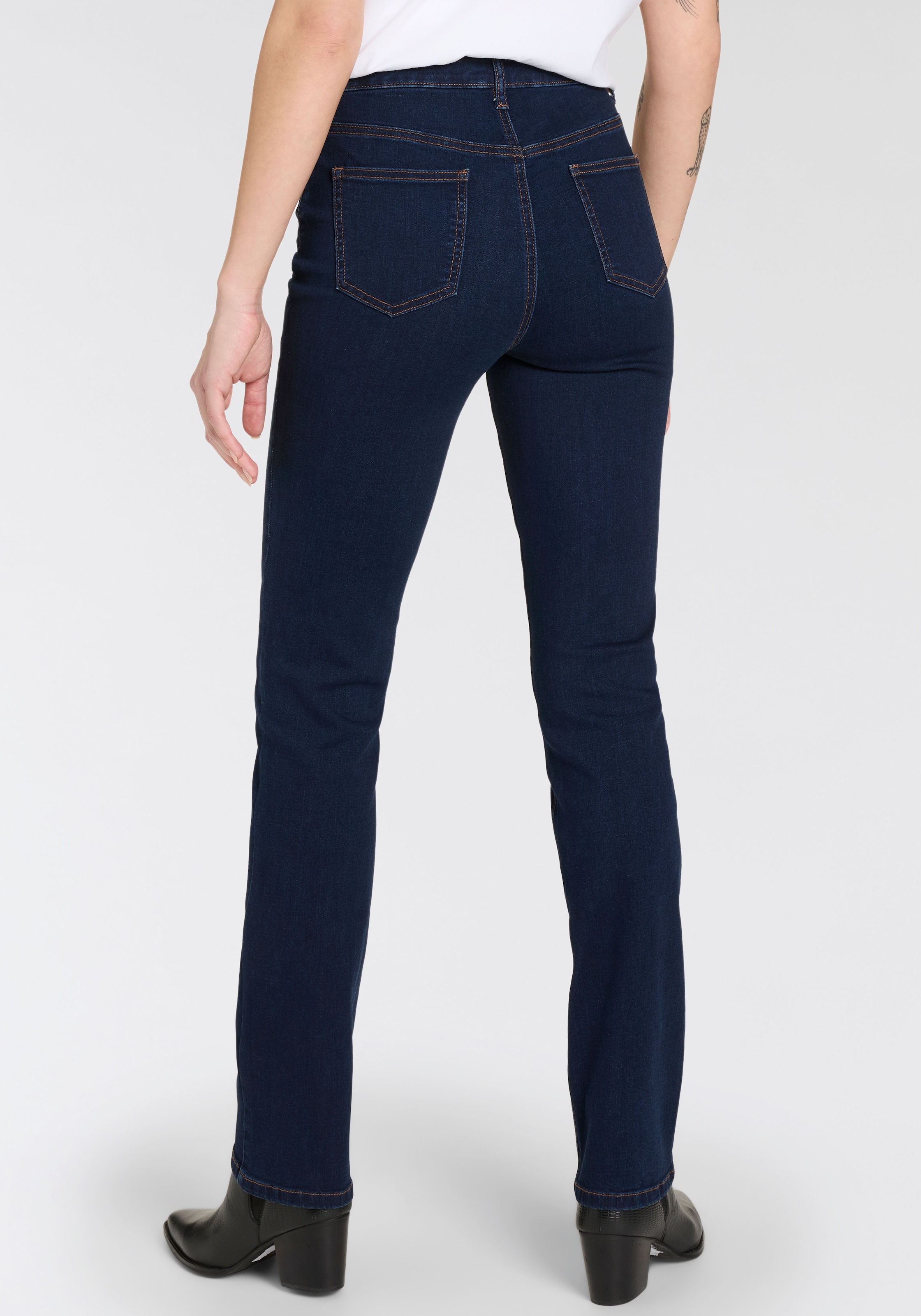 Arizona Gerade Jeans »Ultra-Stretch«, normale Passform, Comfort Fit, Used-Look-Waschung
