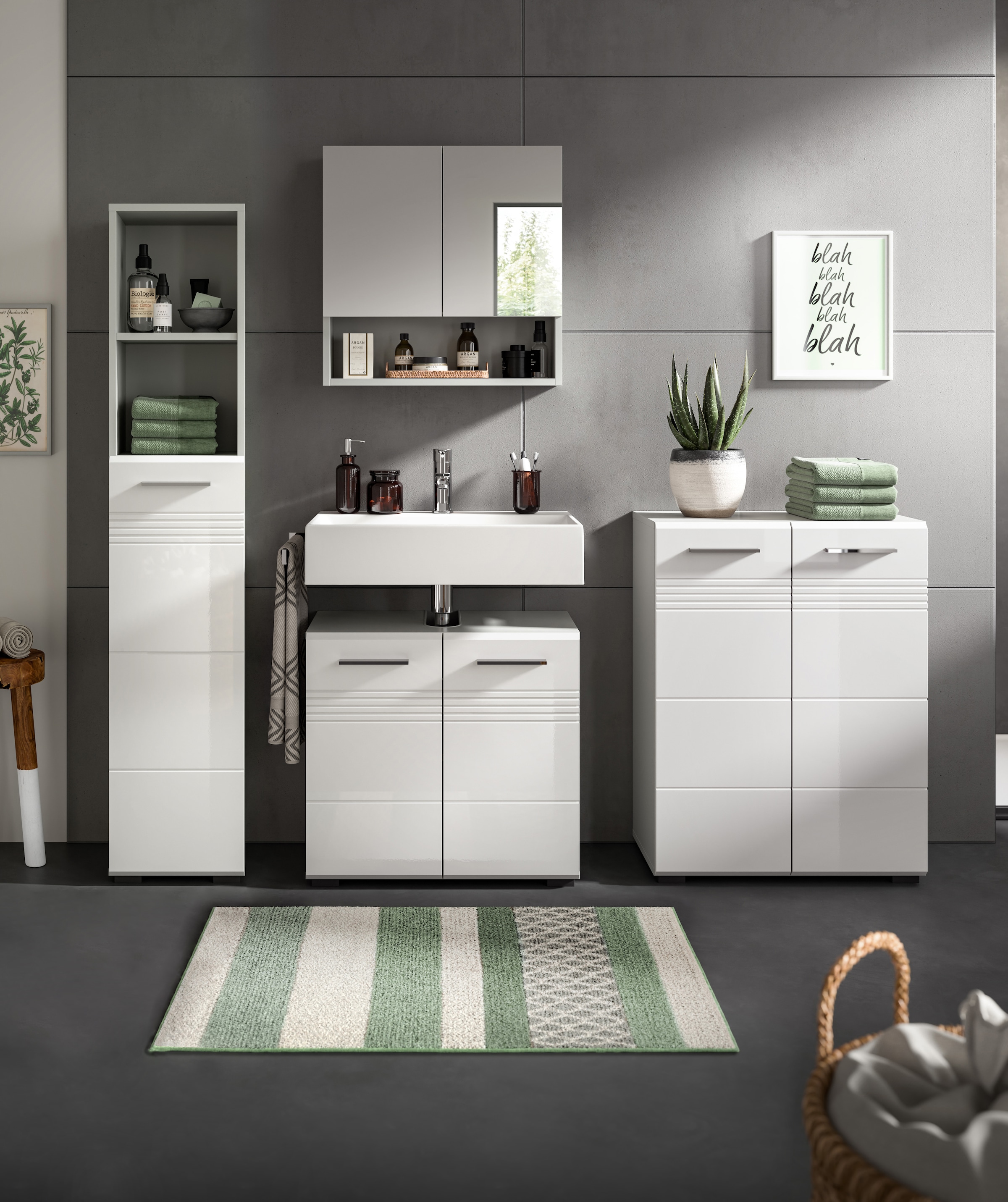 welltime Badmöbel-Set »Calicio, bestehend aus: Hochschrank, Waschbeckenunterschrank,«, (4 St.), Spiegelschrank, Midischrank, hochwertige MDF Front mit Rillenfräsung