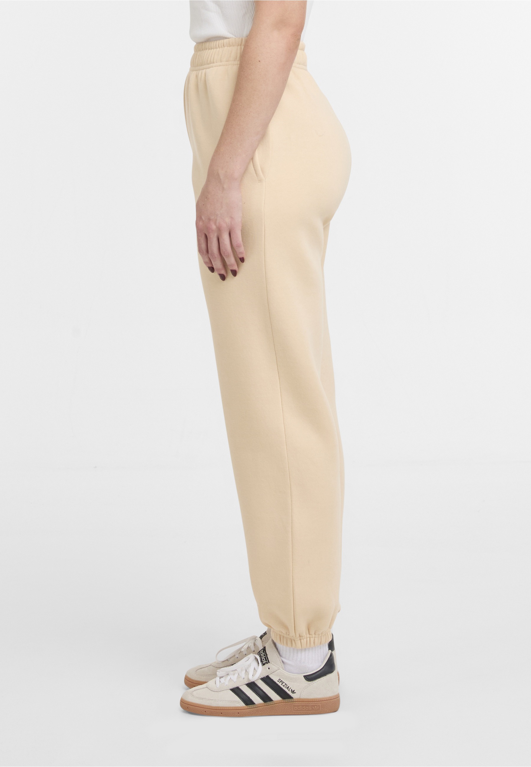 URBAN CLASSICS Jogginghose »Urban Classics Ladies Basic Essential Sweatpants«