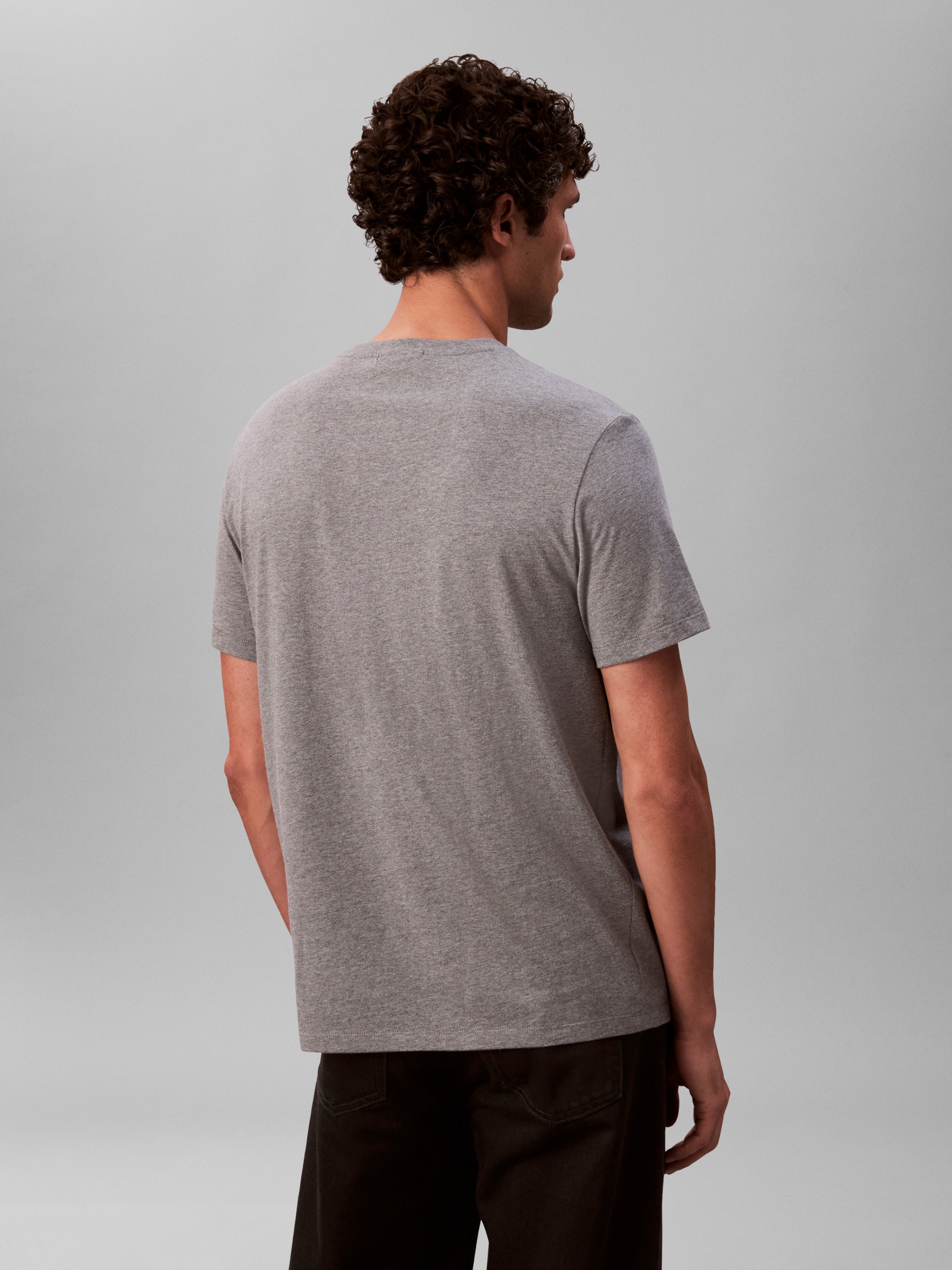 Calvin Klein Jeans T-Shirt »SS BADGE 30S JERSEY CLASSIC TEE« Mit Rundhalsausschnitt