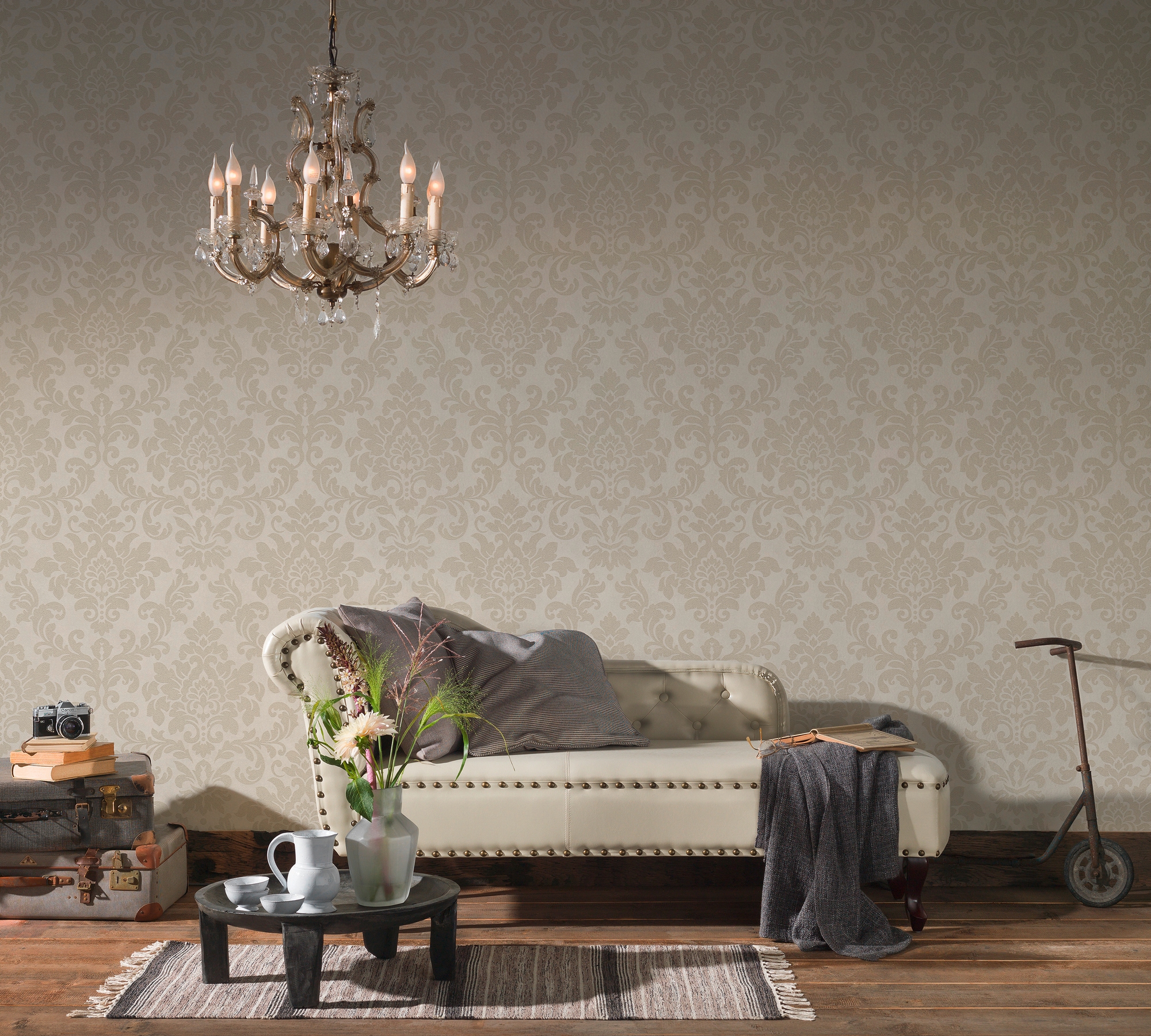 living walls Vliestapete »Trendwall mit Ornamenten barock«, Barock-ornamental-gemustert, Glitzertapete Ornament Tapete Barock Tapeten Wohnzimmer Schlafzimmer