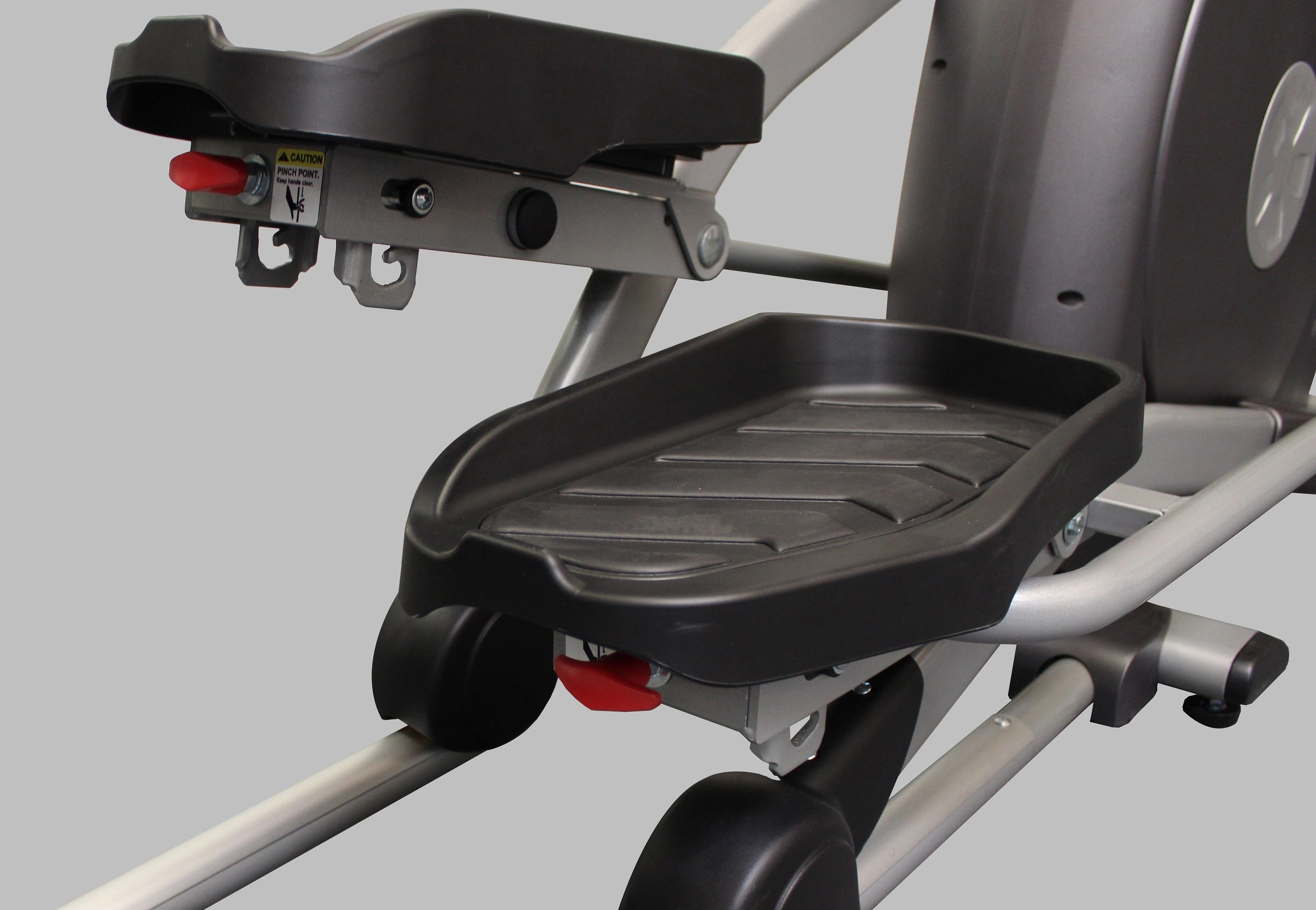U.N.O. FITNESS Ellipsentrainer-Ergometer »XE 5.0«, Schwungmasse ca. 10,4 kg, 20 Widerstandsstufen, klappbar