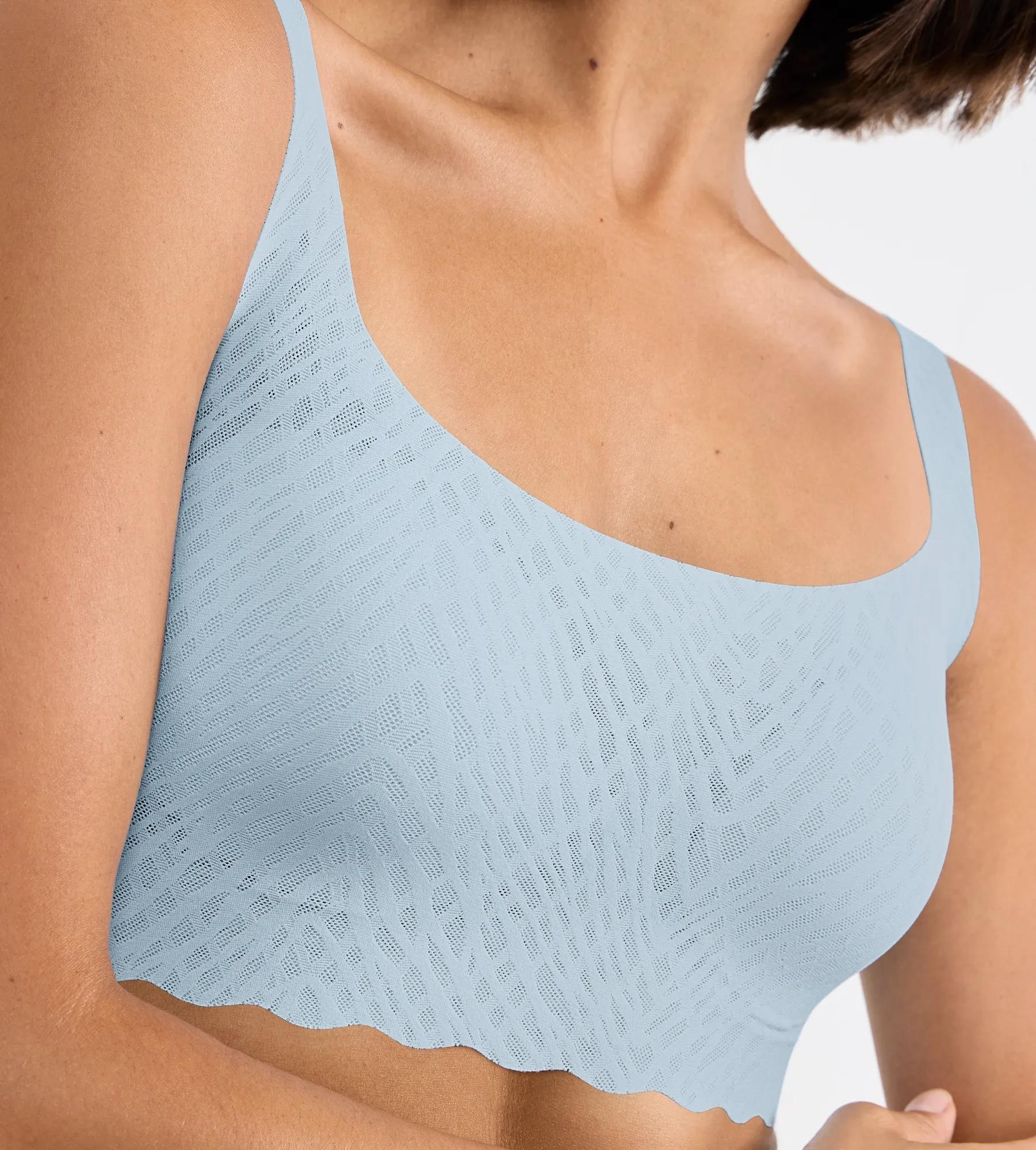 sloggi Bustier »ZERO Feel Bliss« mit herausnehmbaren, atmungsaktiven Pads und Stretch-Spitze